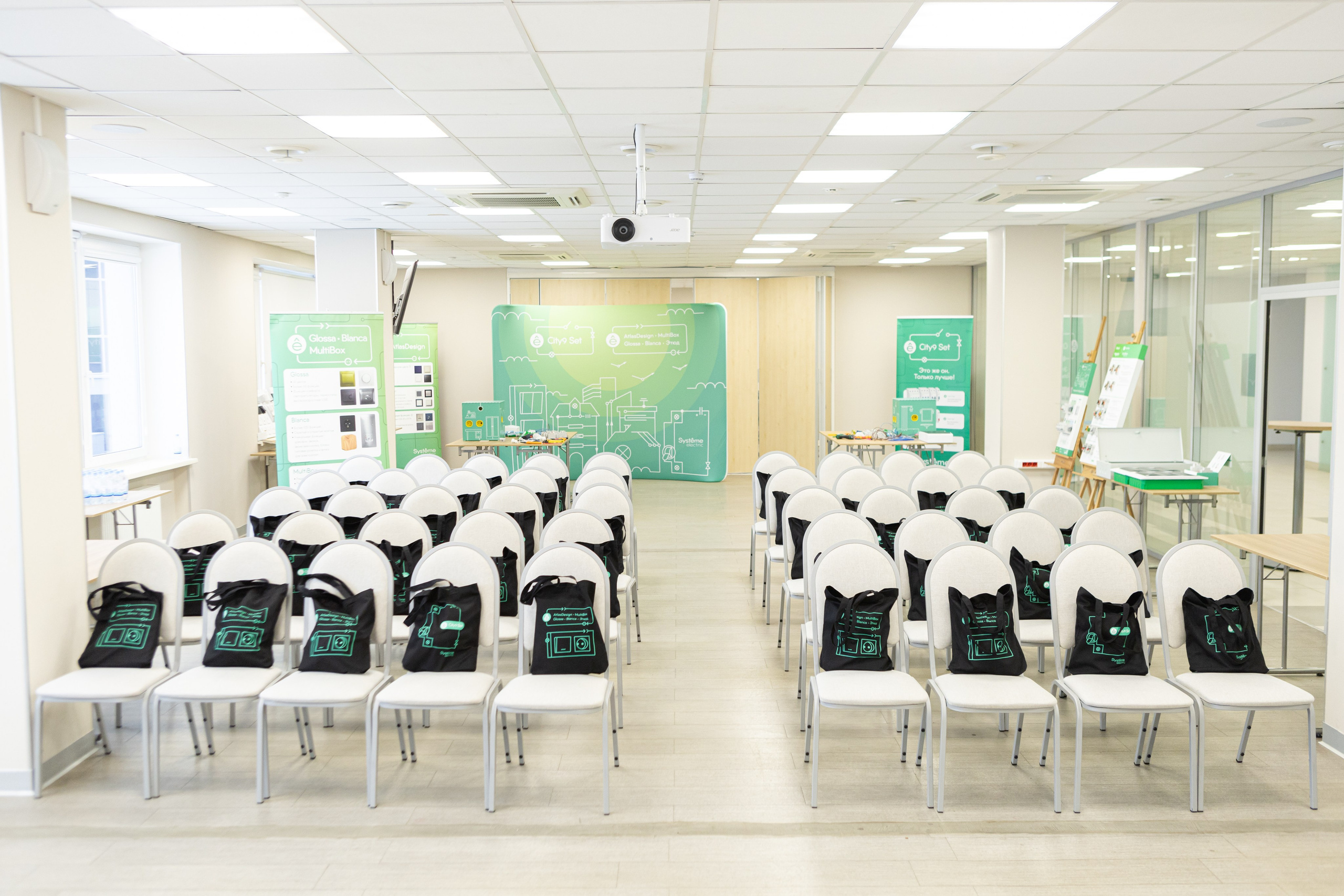 Фотоотчет конференции Systeme Electric в Перми. Репортажный фотограф в Перми Денис Голдобин