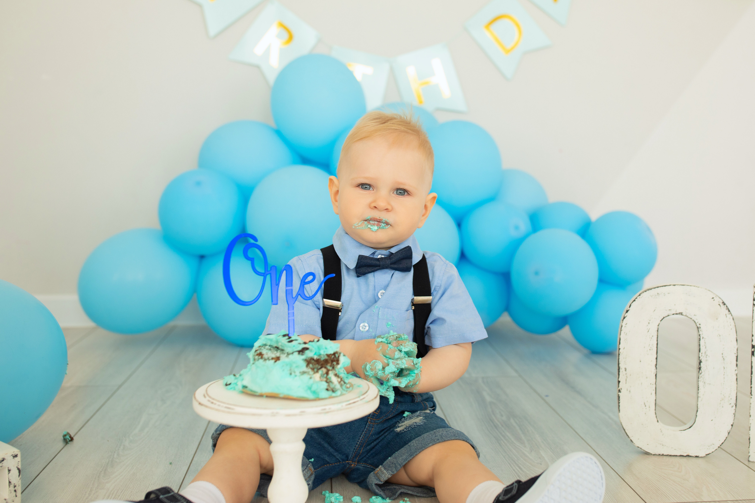Фотосессия 1 годик в Хабаровске, фотосессия для мальчика 1 год, фотосессия дня рождения, фотосессия годовасия Хабаровск, фотосессия 1 год для девочки на 1 год, фотостудия  на 1 год Хабаровск, фотосессия 1 год дома