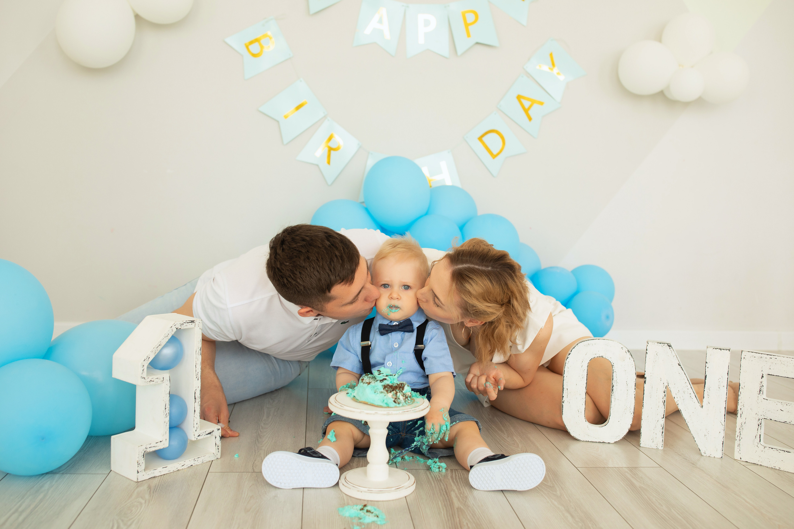 Фотосессия 1 годик в Хабаровске, фотосессия для мальчика 1 год, фотосессия дня рождения, фотосессия годовасия Хабаровск, фотосессия 1 год для девочки на 1 год, фотостудия  на 1 год Хабаровск, фотосессия 1 год дома