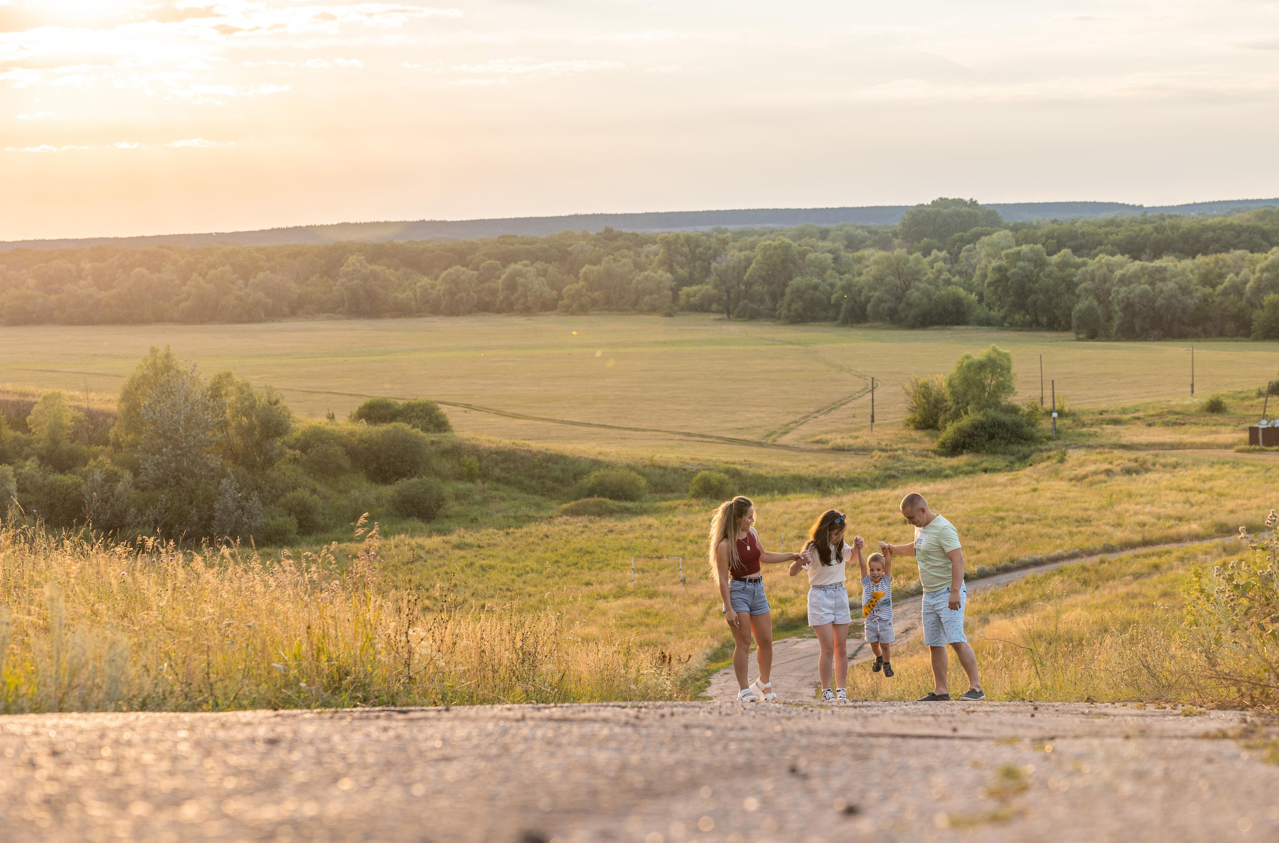Фотопрогулки. Фотограф Петров Александр Свадьбы, Съемка в студии, Выпускные альбомы г. Балашов