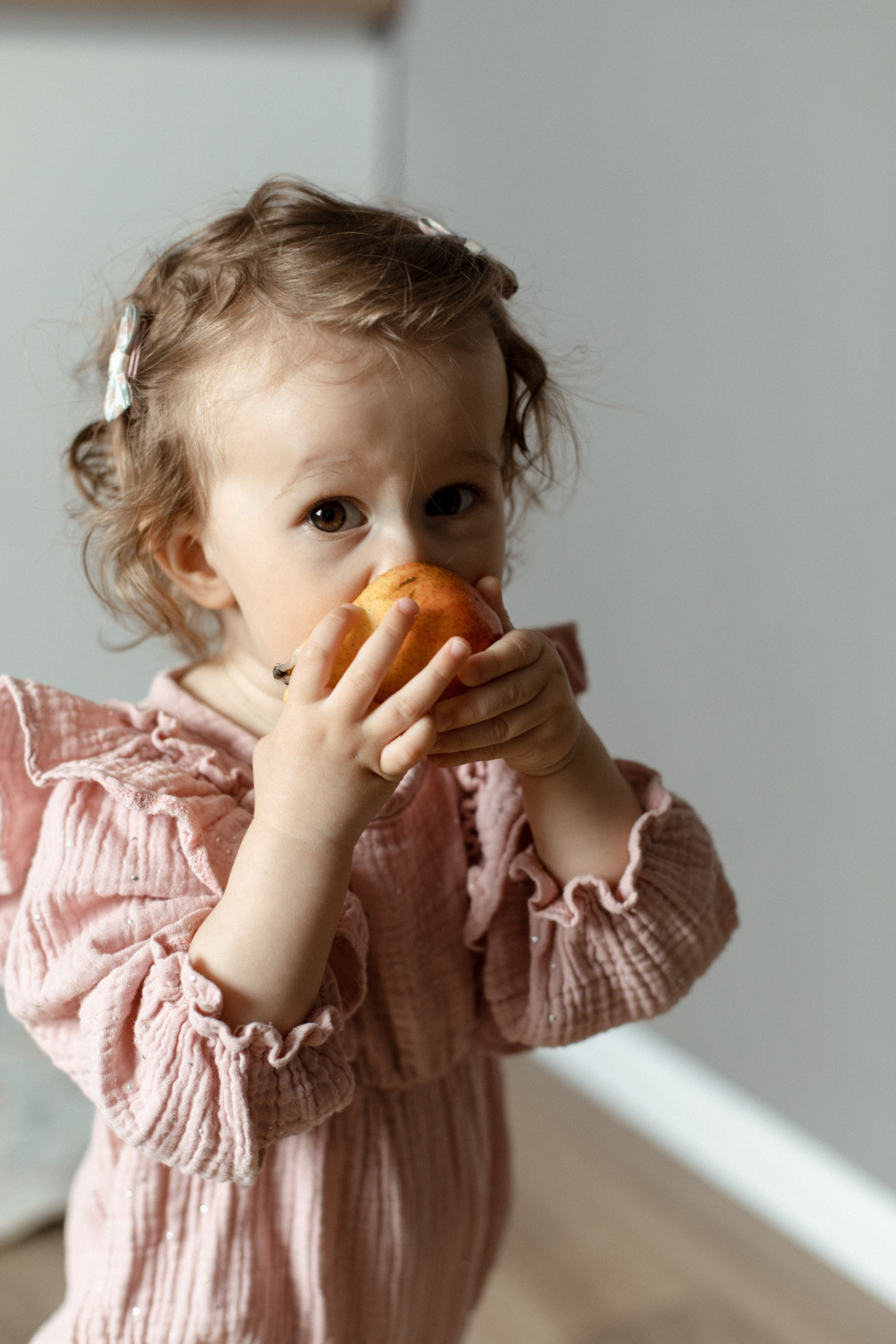 Домашняя фотосессия мама и дочка. Семейный фотограф Челябинск