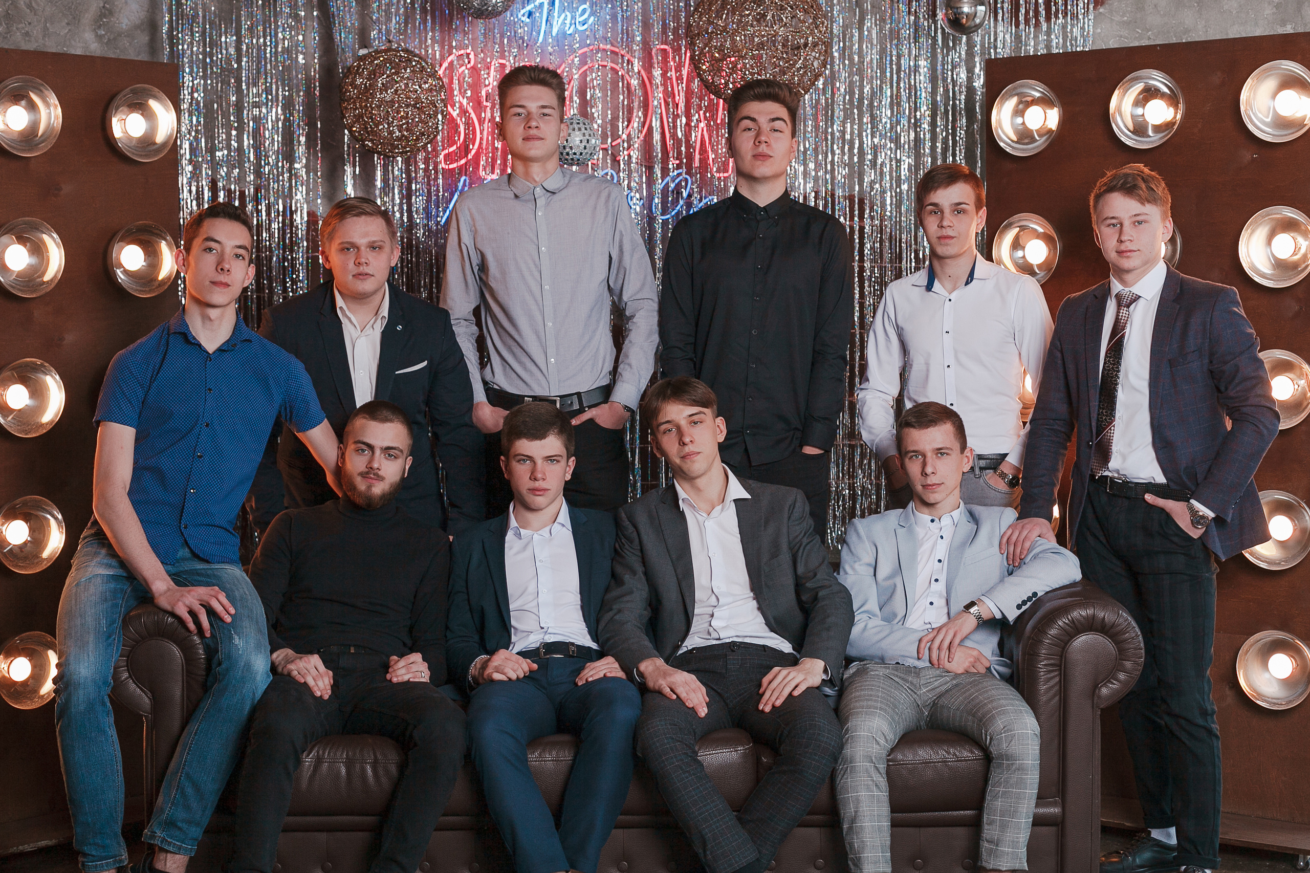 11 классы г. Иваново. Ирина Коновалова школьный фотограф. Выпускные альбомы Ярославль