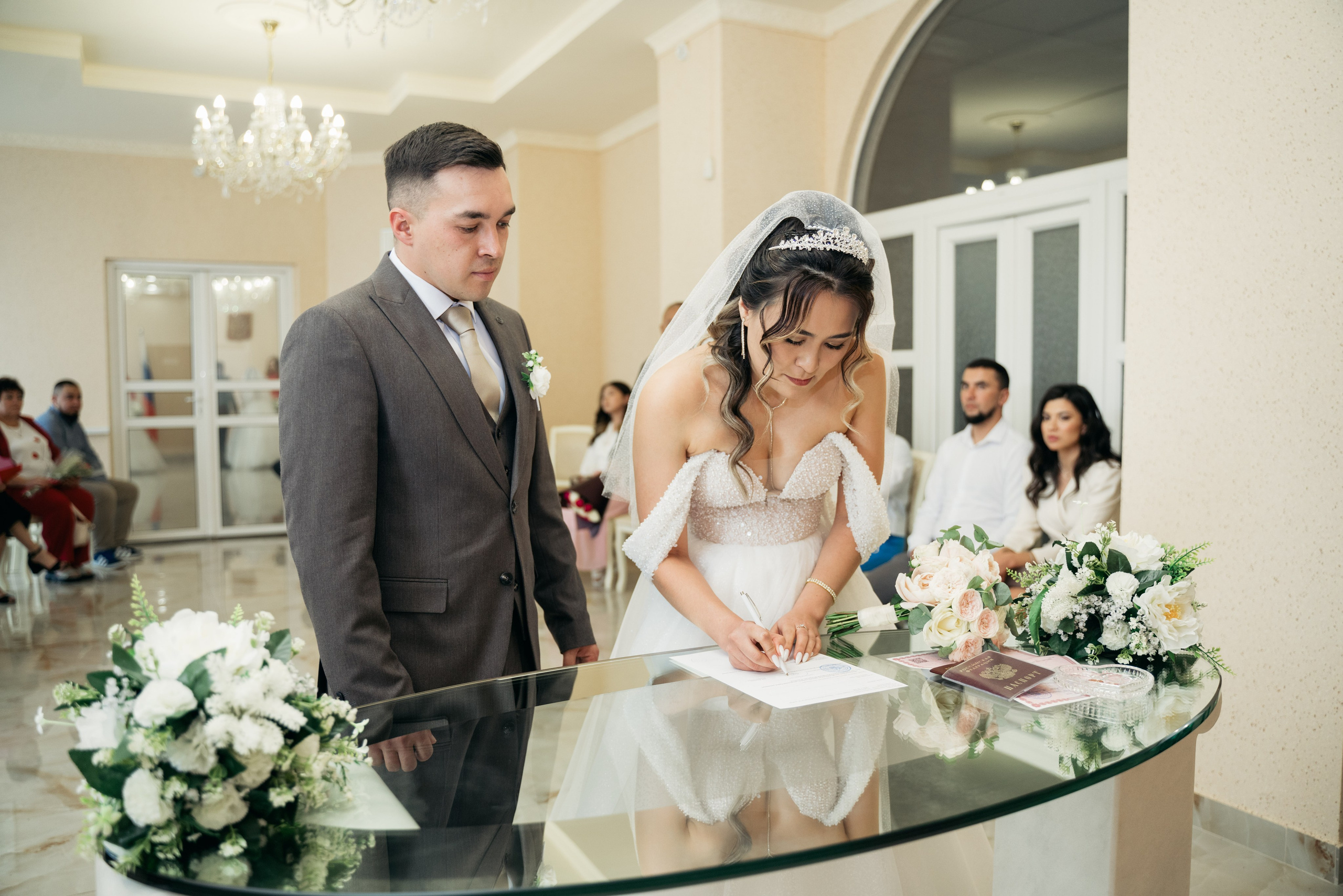 Ильнур и Динара. Свадебный день. Отбор. Кафе Ля делис. Семейный и свадебный фотограф Молодзяновская Елена