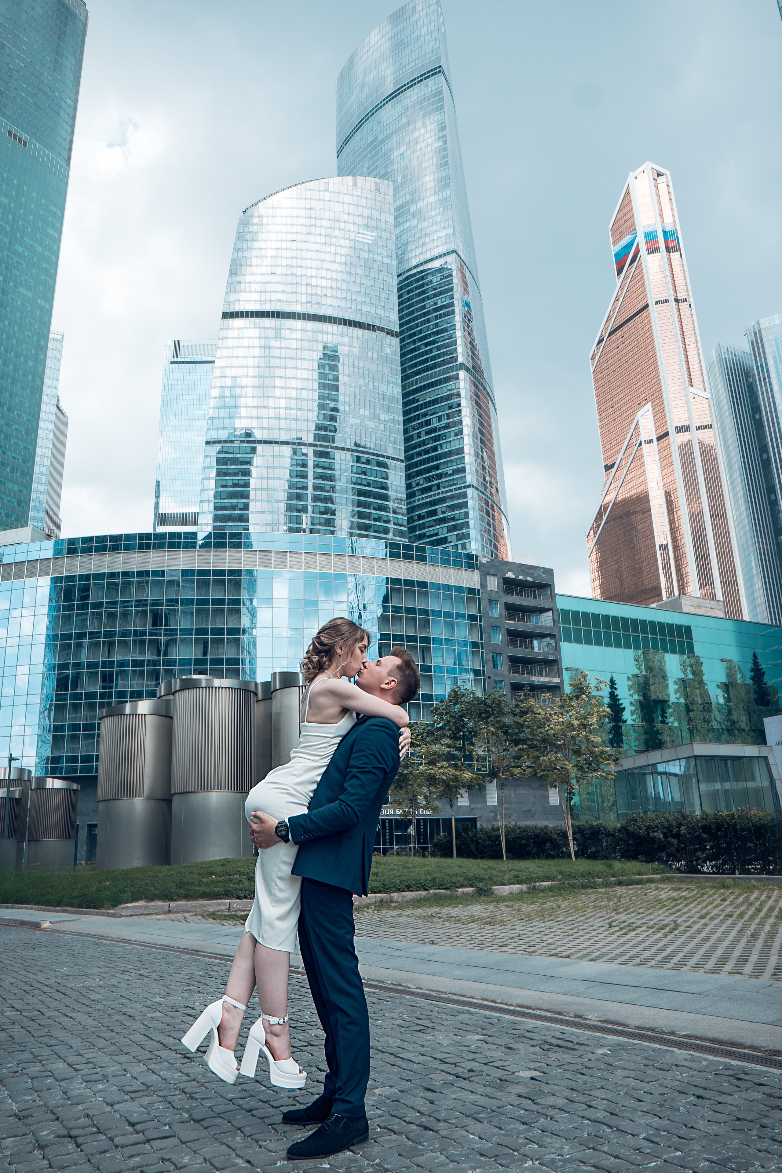 Love Story перед свадьбой с фотографом в Москве — Предсвадебная съёмка