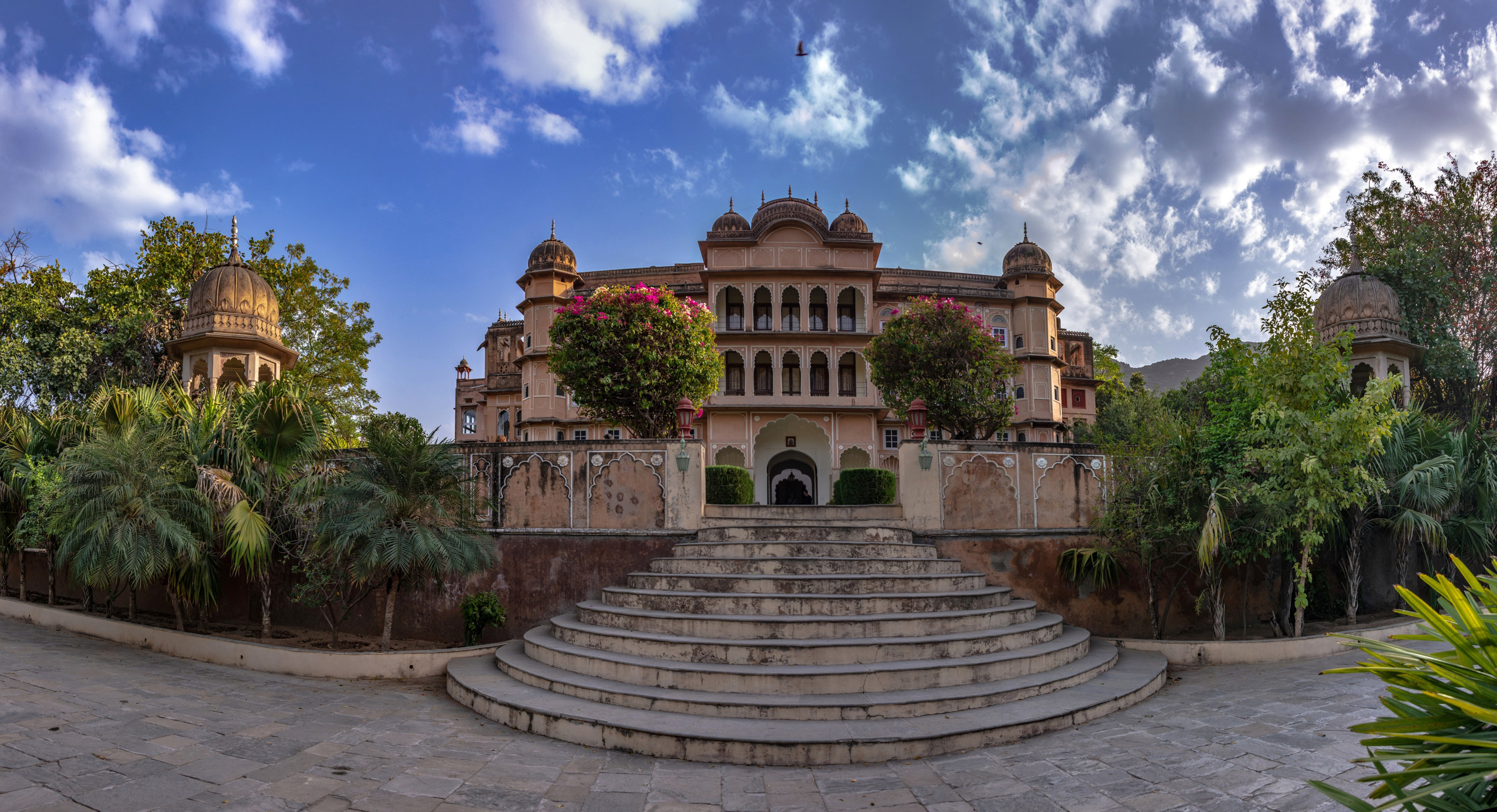 Дворец-отель Patan Mahal. Фотограф Лара Кучина