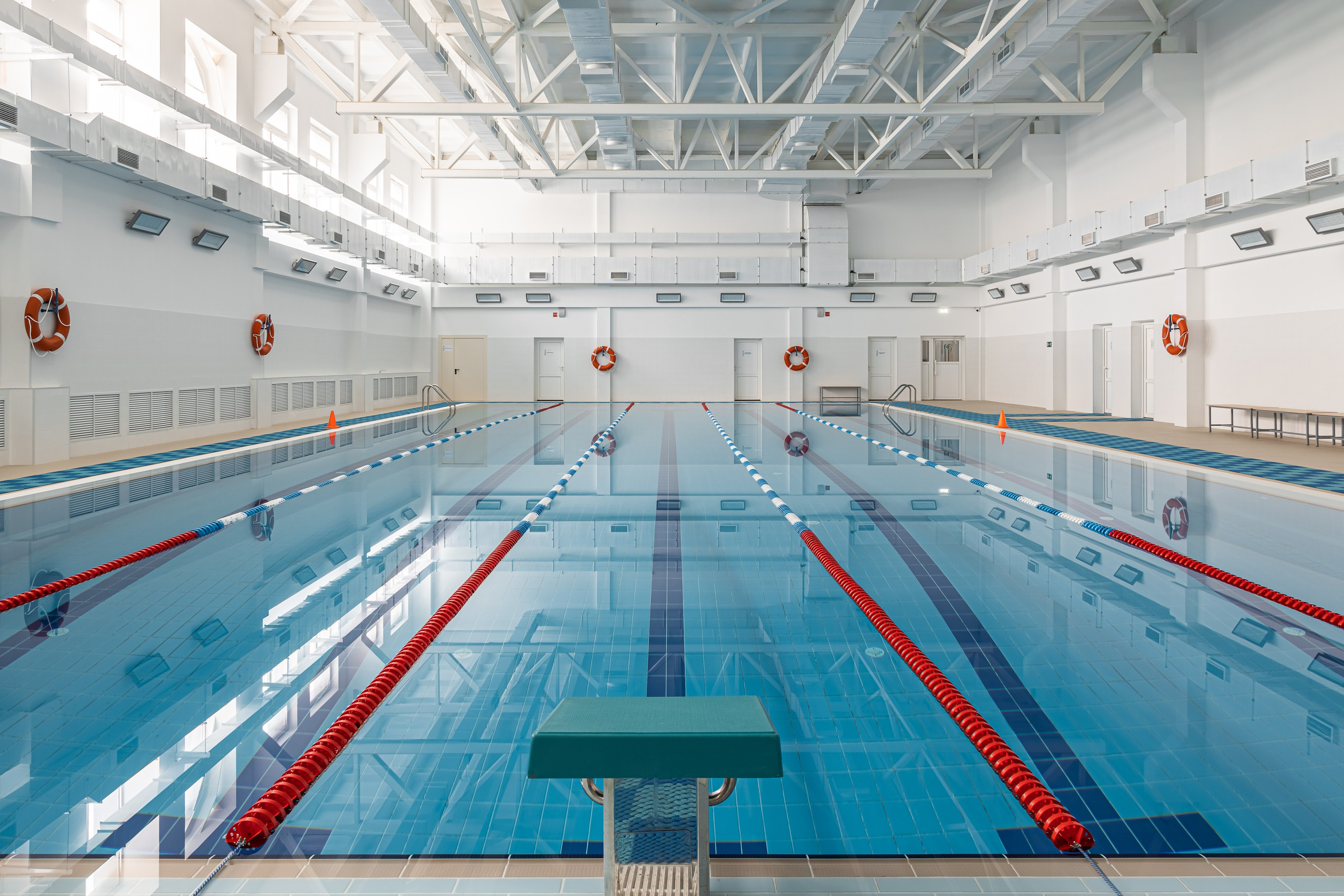 «Умная» школа № 74, г. Киров. Дизайнер Алина Вейнкрот. Иван Благушин. Интерьерный и архитектурный фотограф в Москве и Санкт-Петербурге