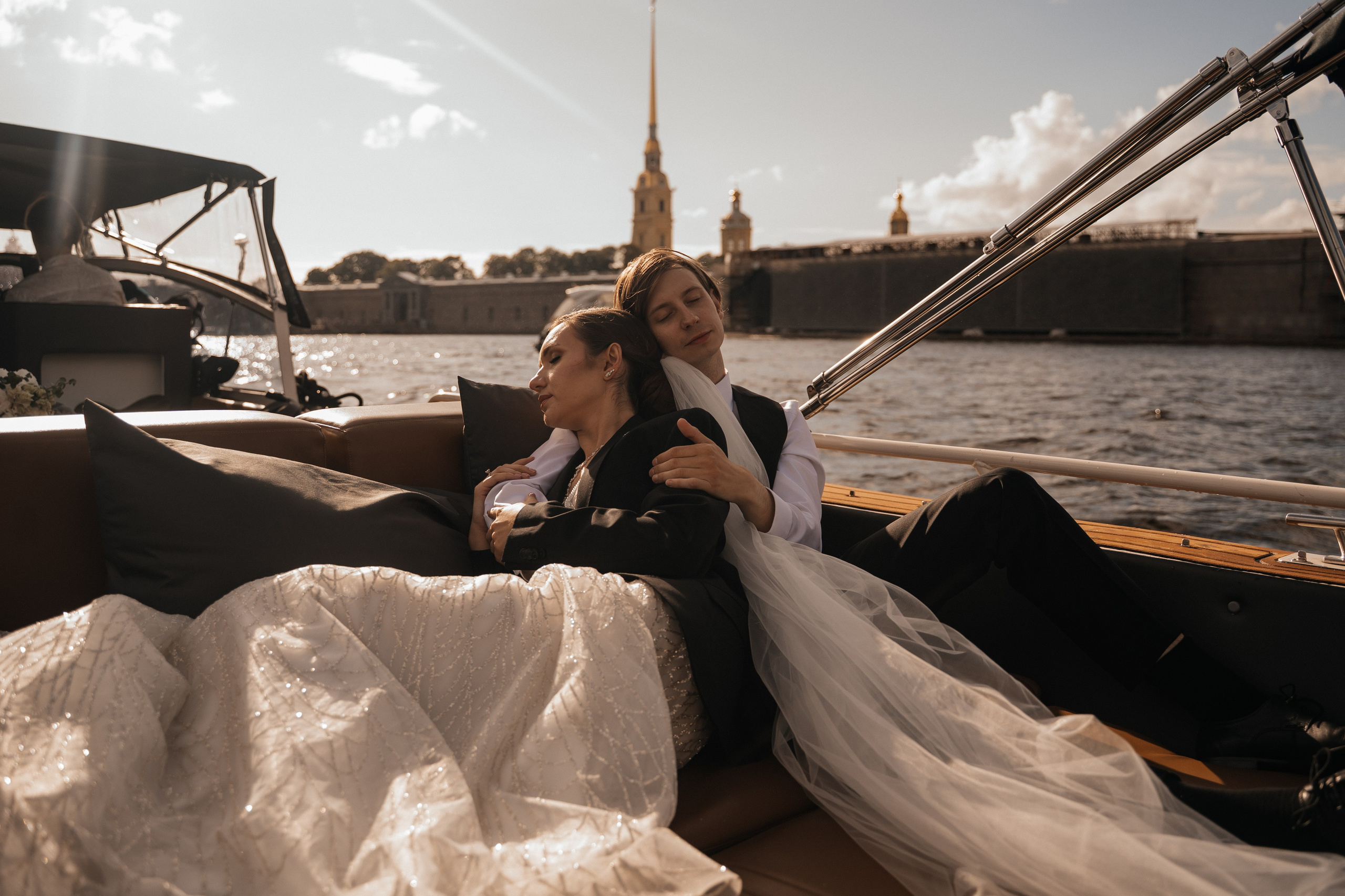 Wedding «A long walk». Свадебные фотограф и видеограф Наталья и Анатолий Новиковы СПб