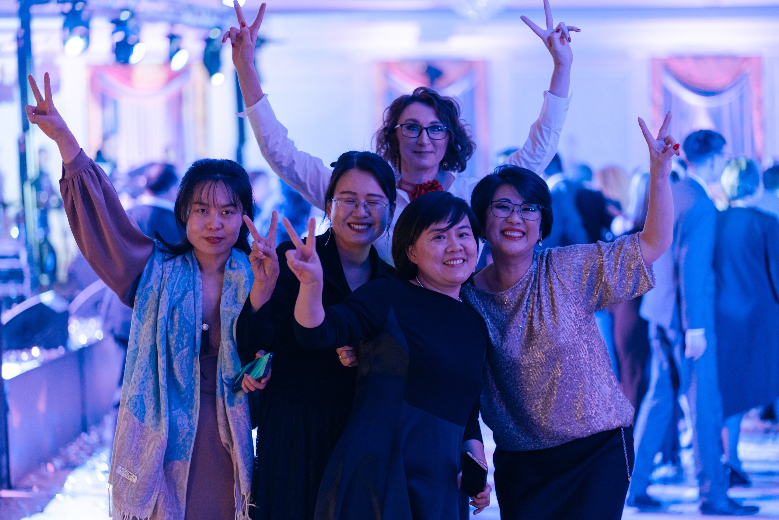 Корпоратив Allure 2023. Репортажный фотограф в Астане — Диана Калтаева, портретный фотограф