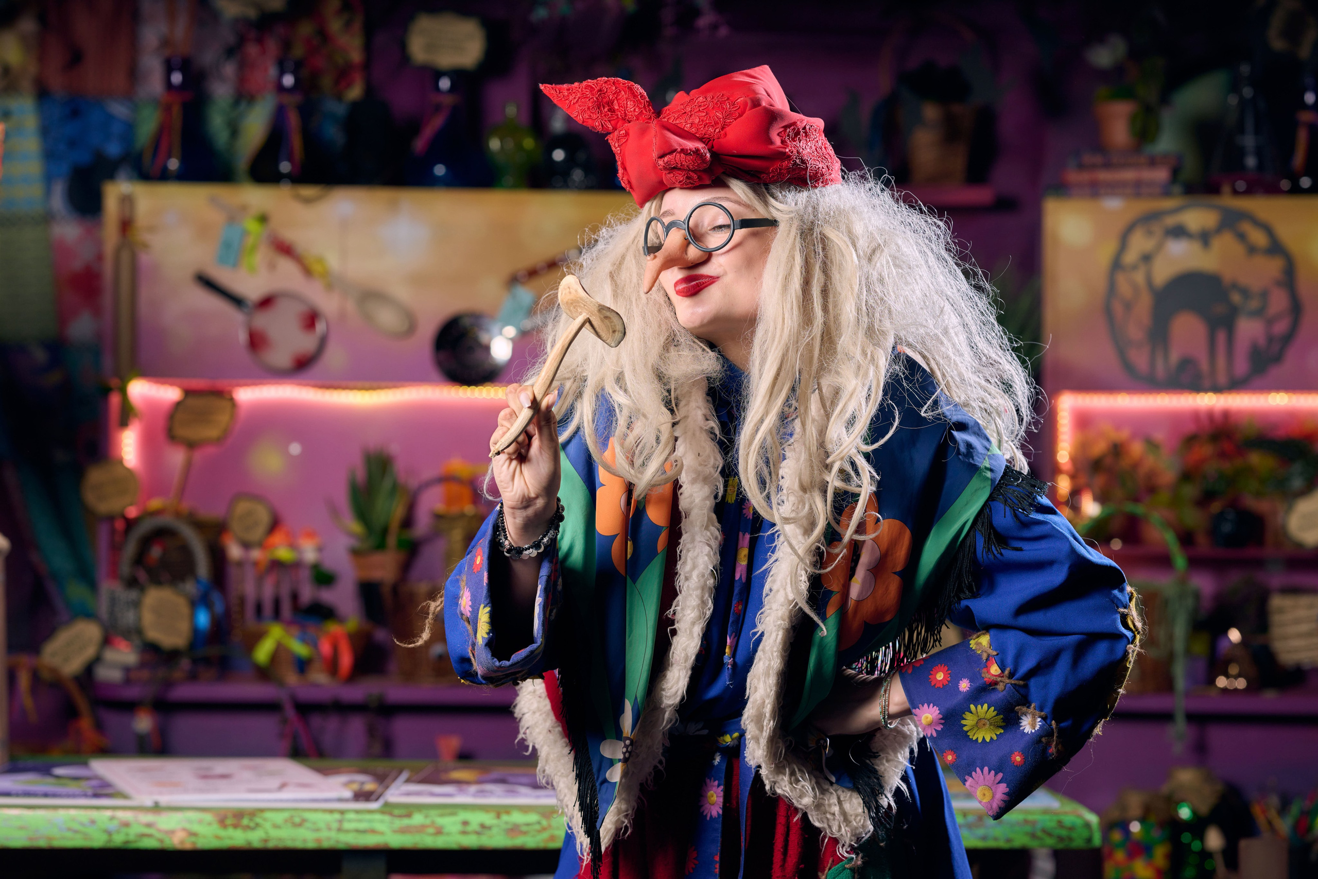 Баба-Яга. Никита Хохловский фото и видео продакшн