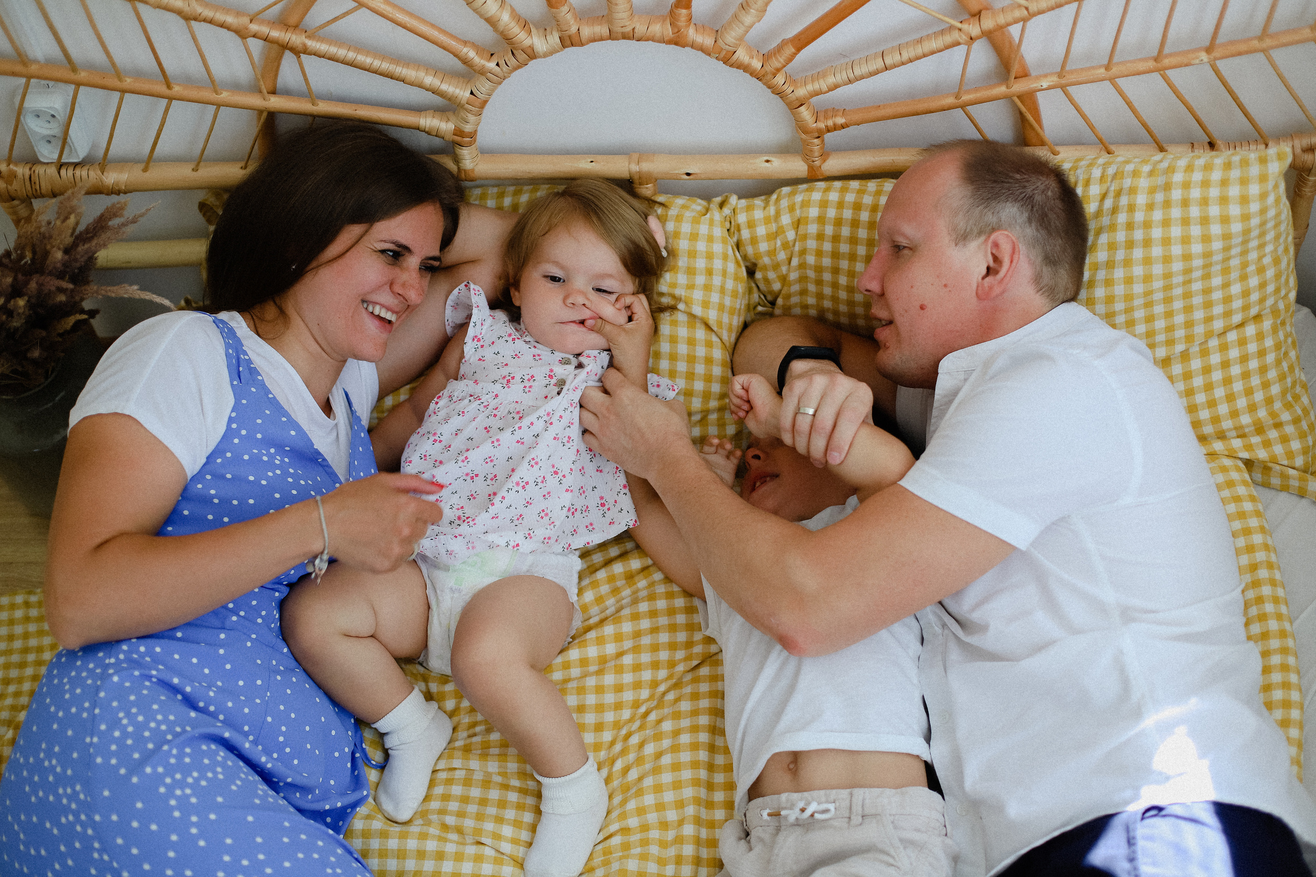 Зеленая дача. Фотограф в Алматы и Москве Даша Пушкина