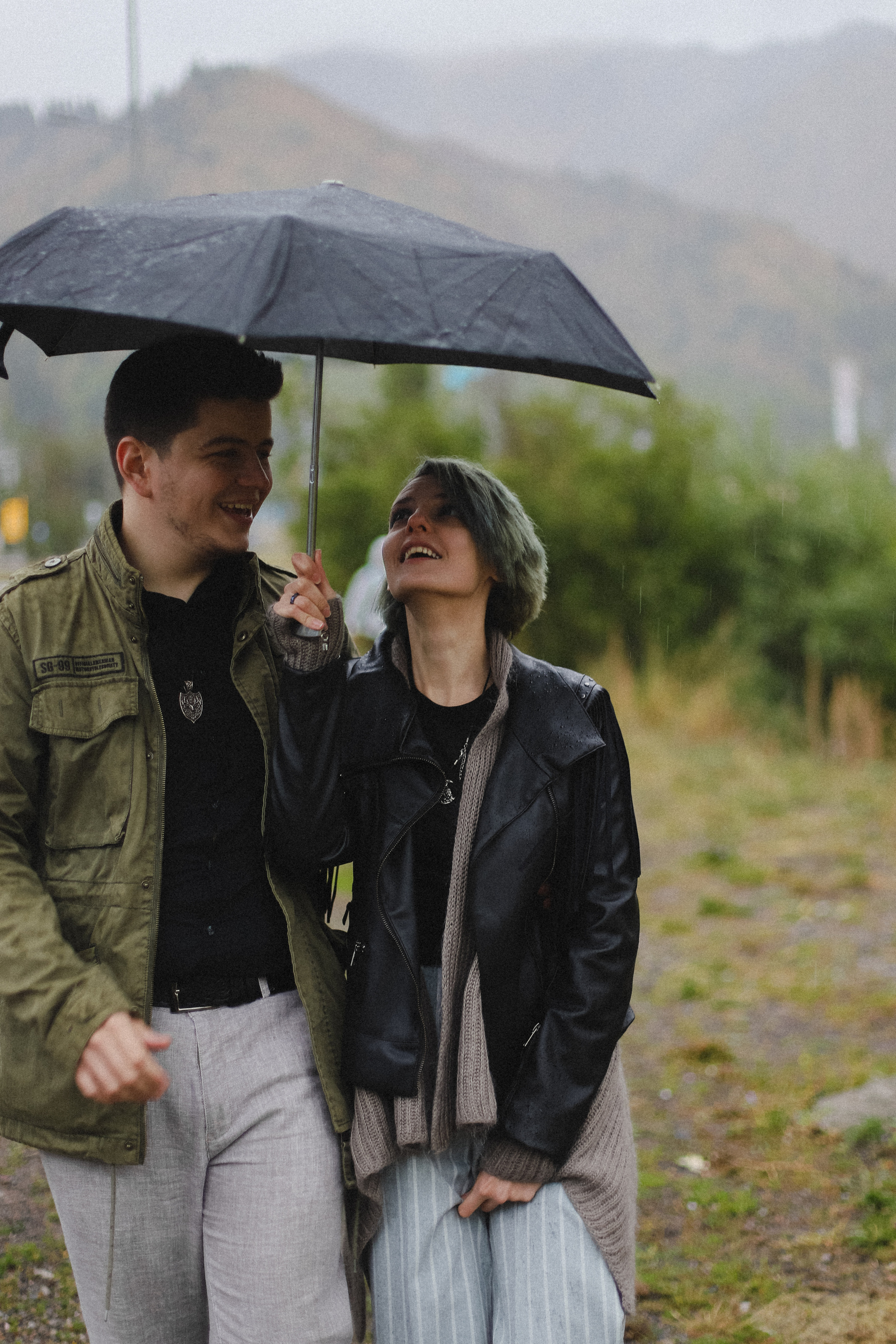 Дождь в горах. Фотограф в Алматы и Москве Даша Пушкина