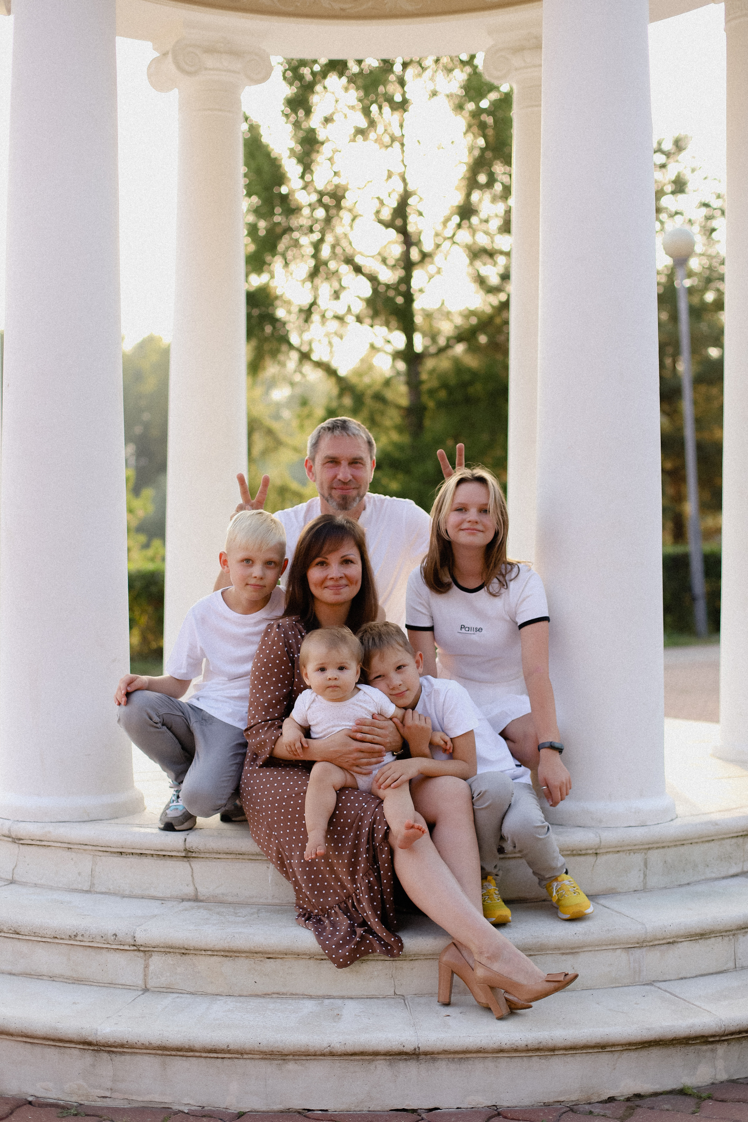 Большая семья +1. Фотограф в Алматы и Москве Даша Пушкина