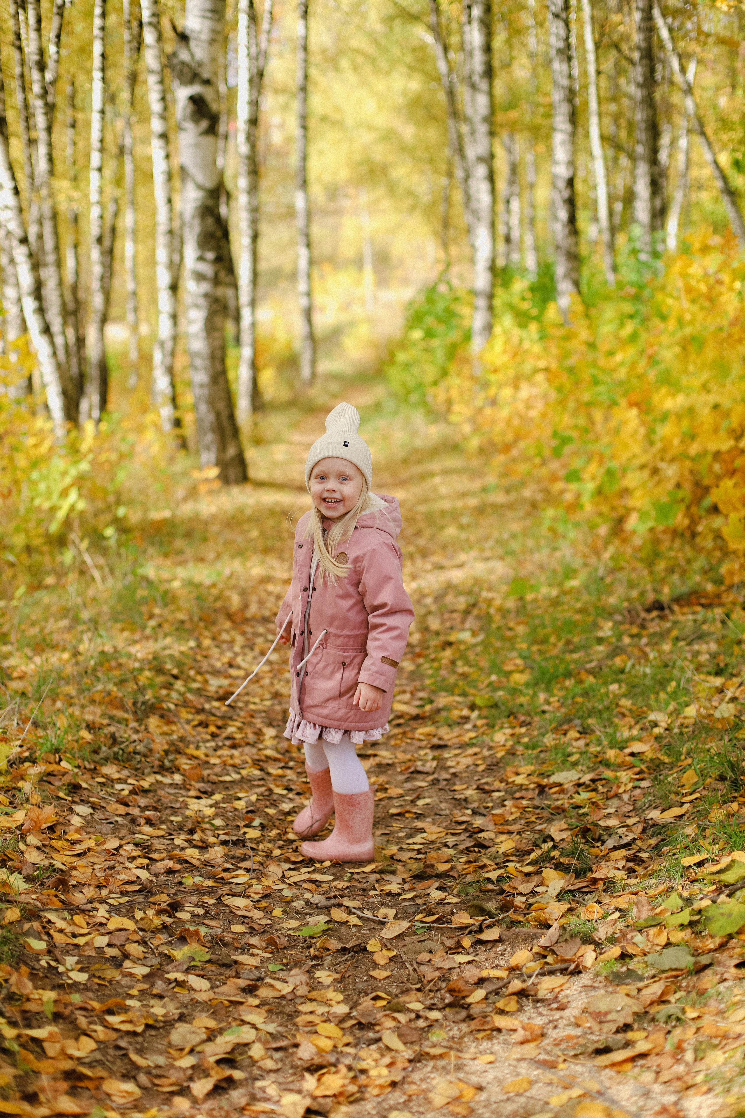 Прогулка в лесу. Фотограф в Алматы и Москве Даша Пушкина