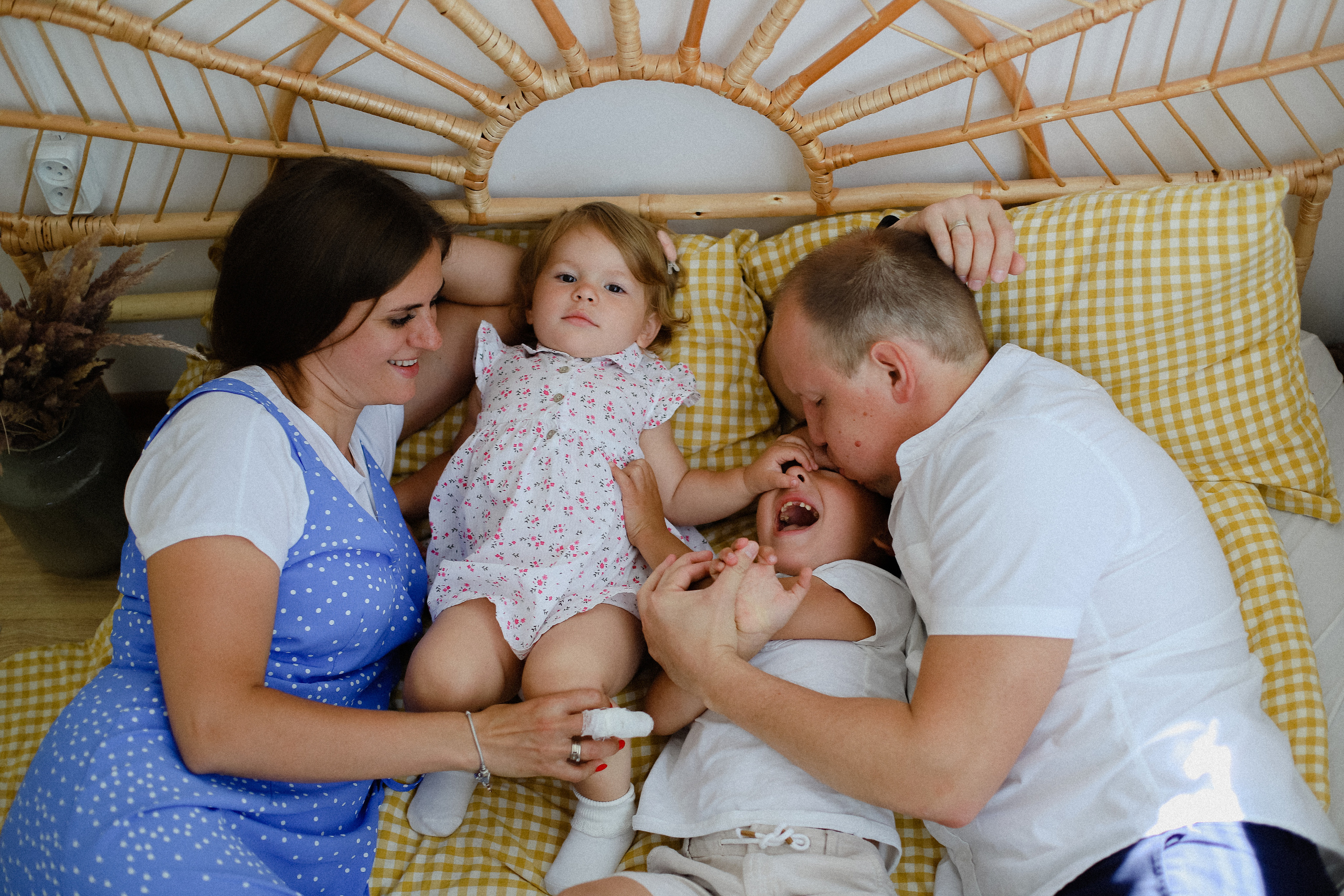 Зеленая дача. Фотограф в Алматы и Москве Даша Пушкина