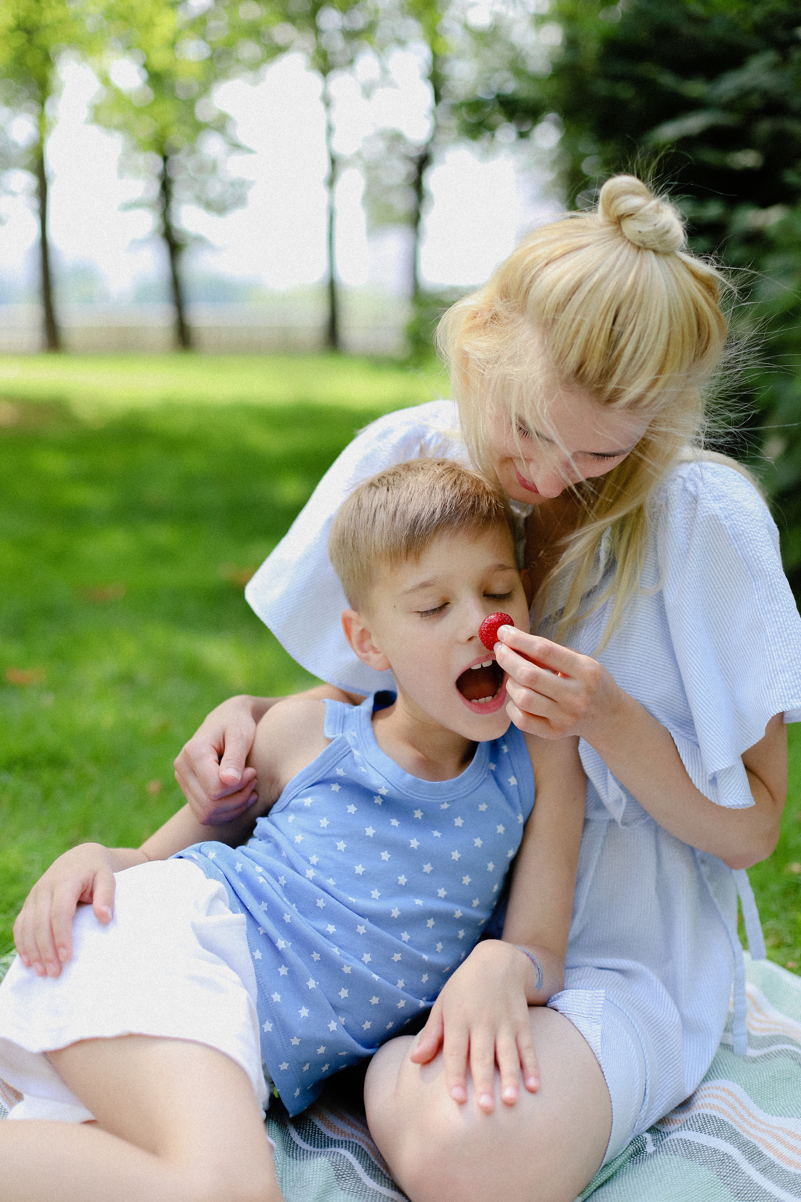 Лето. Фотограф в Алматы и Москве Даша Пушкина