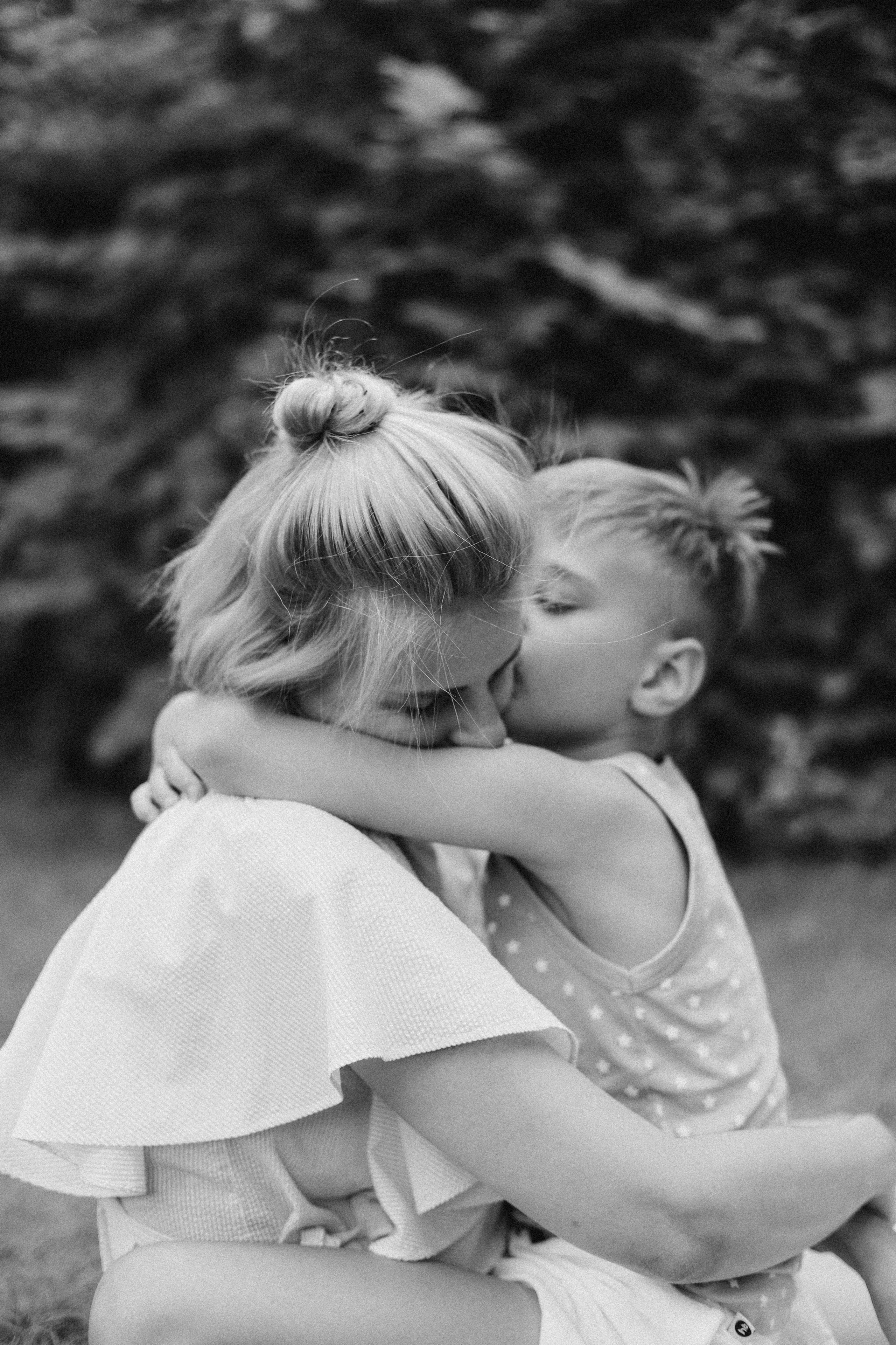 Лето. Фотограф в Алматы и Москве Даша Пушкина