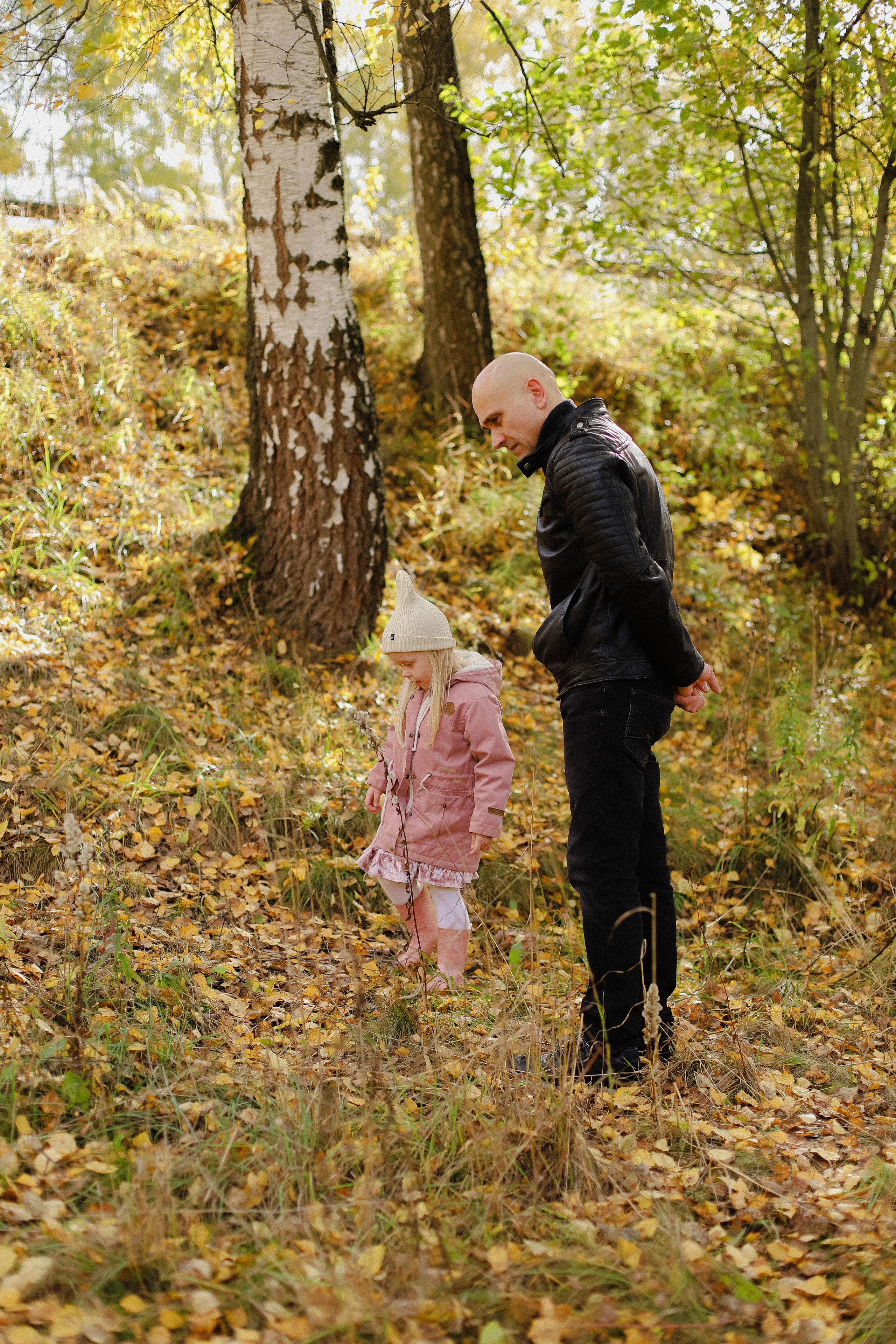 Прогулка в лесу. Фотограф в Алматы и Москве Даша Пушкина
