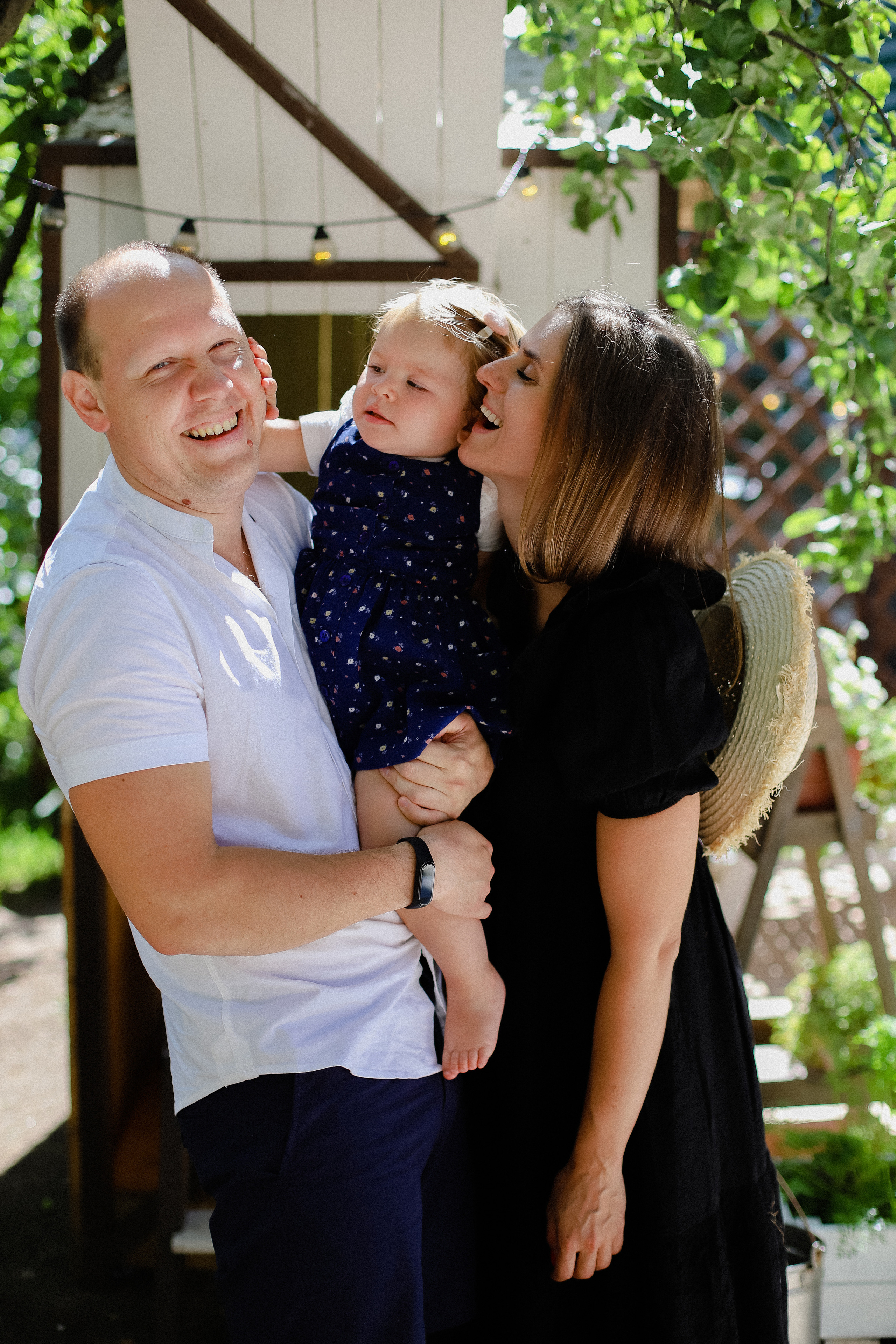 Зеленая дача. Фотограф в Алматы и Москве Даша Пушкина