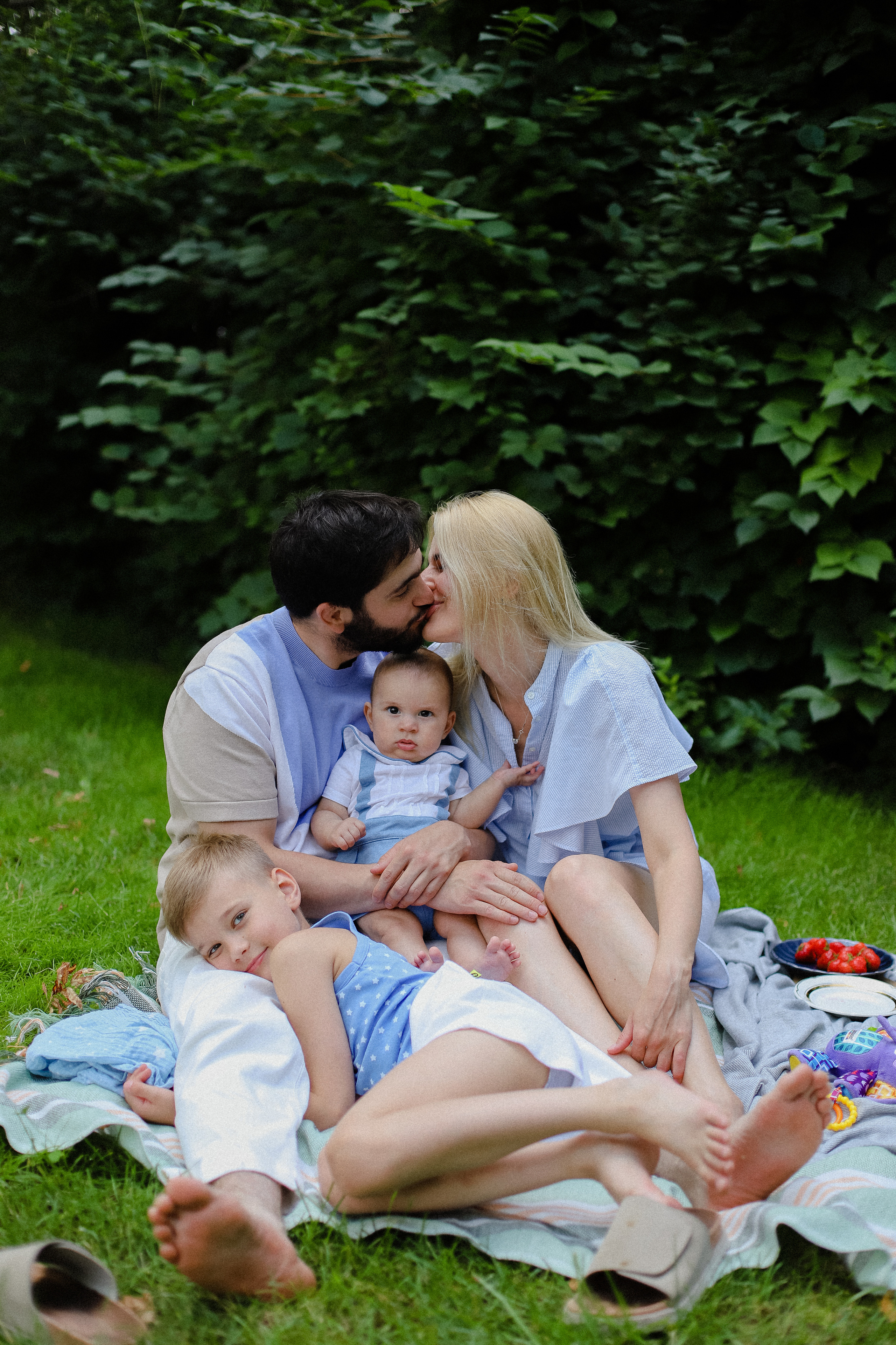 Лето. Фотограф в Алматы и Москве Даша Пушкина