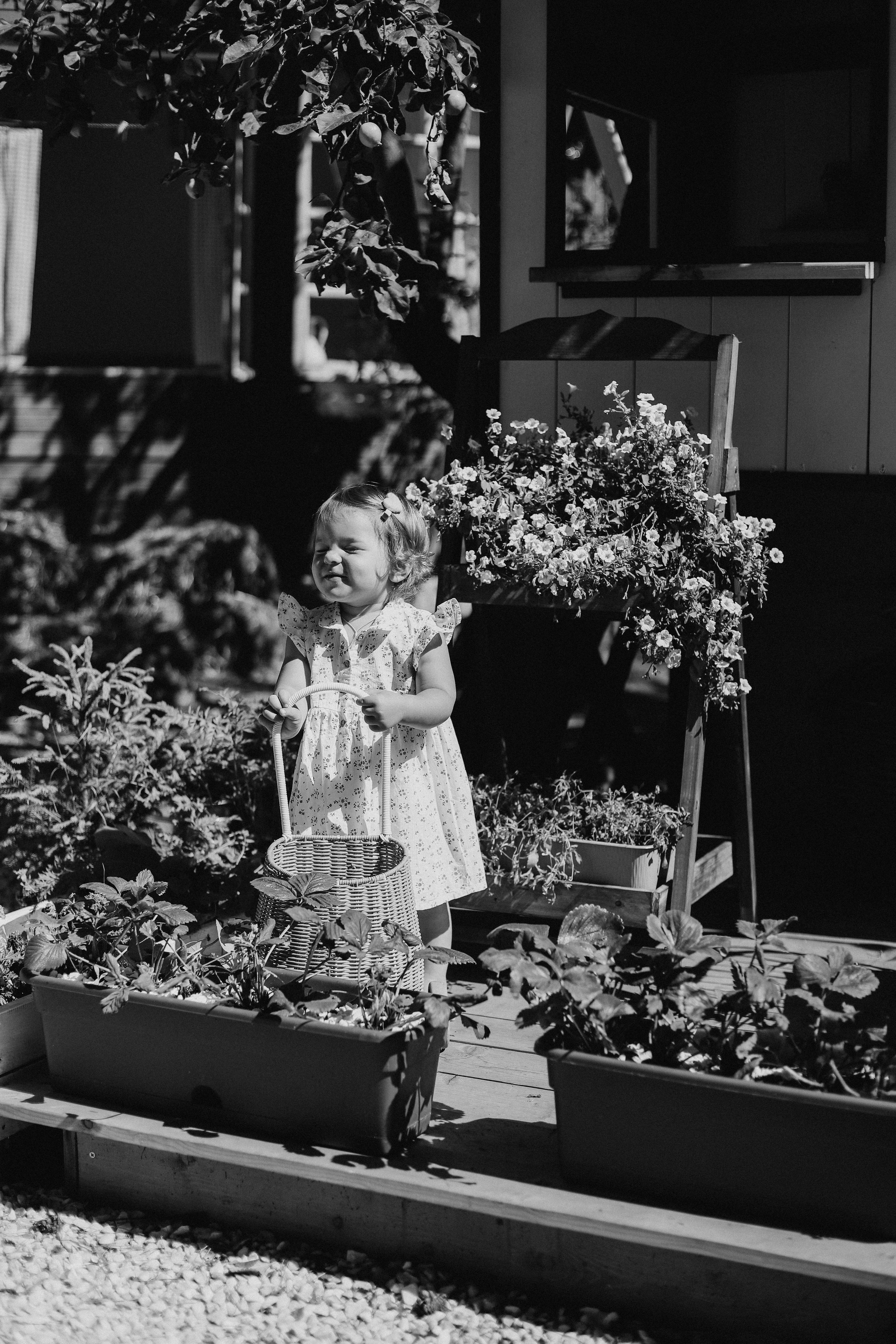 Зеленая дача. Фотограф в Алматы и Москве Даша Пушкина