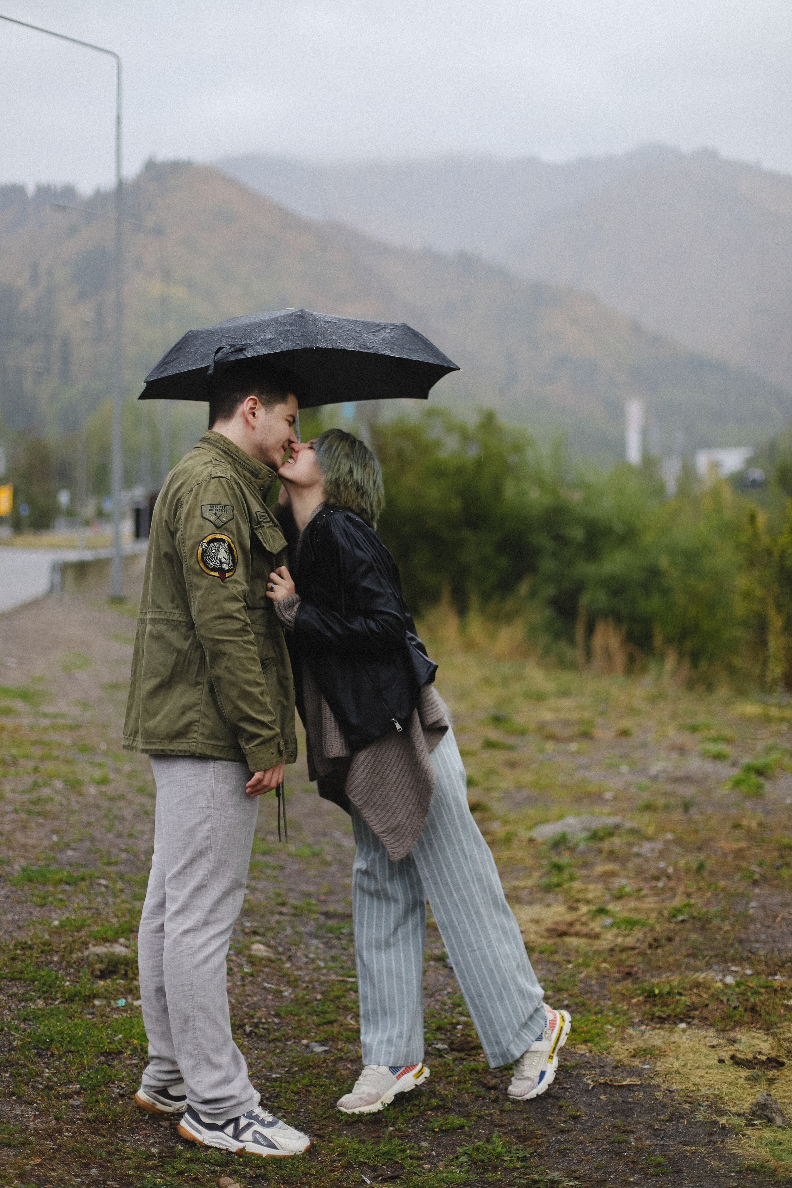 Дождь в горах. Фотограф в Алматы и Москве Даша Пушкина