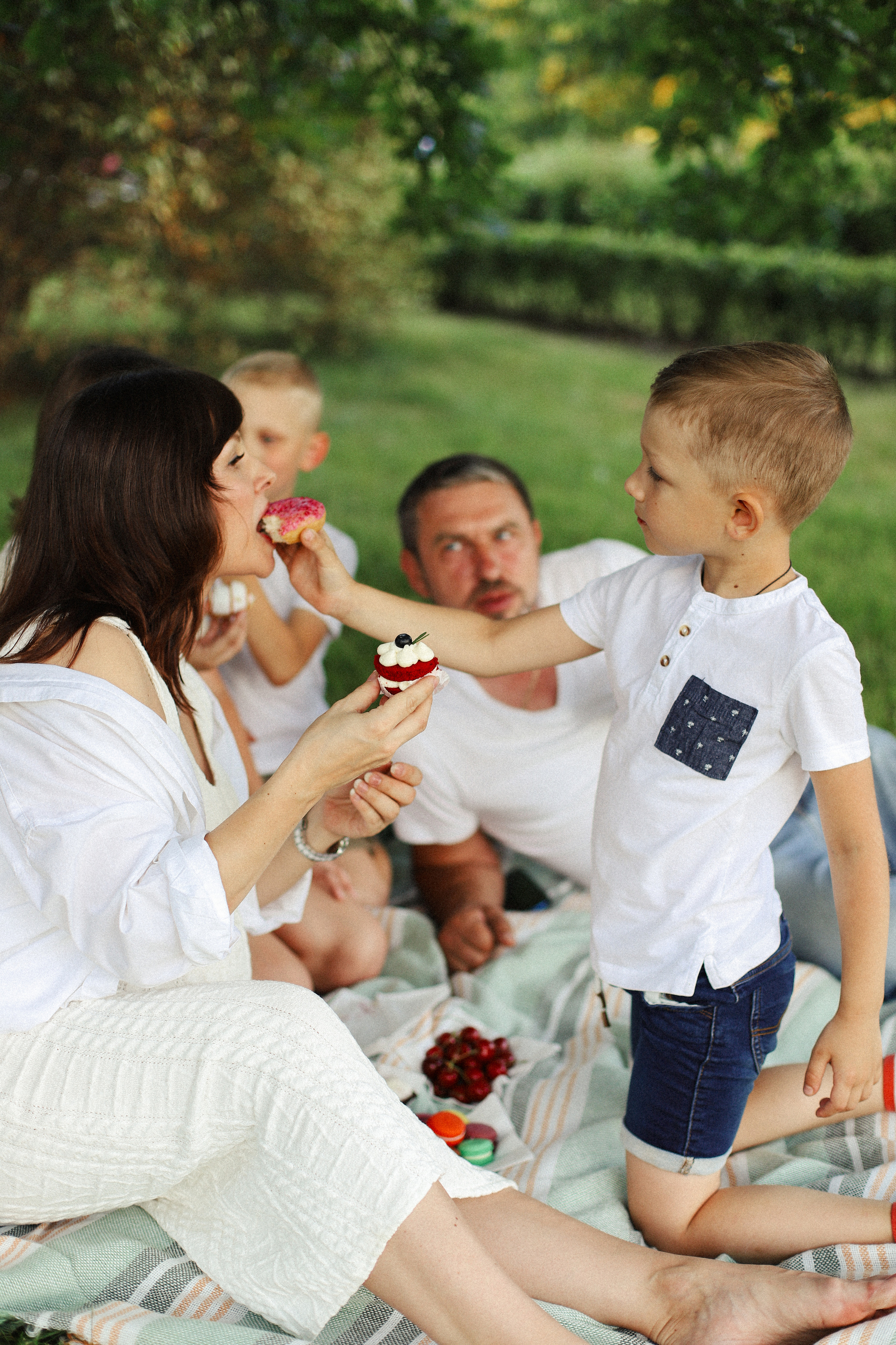Большая семья. Фотограф в Алматы и Москве Даша Пушкина