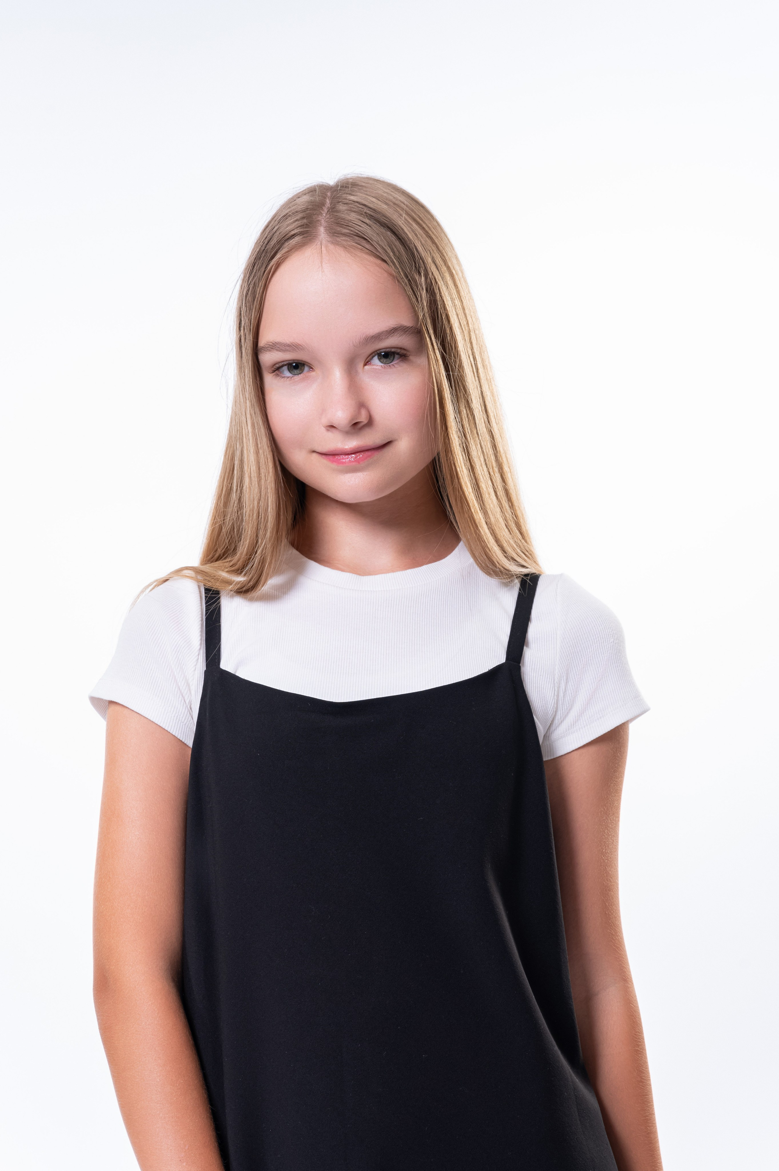 Каталог Дети. Студия рекламной и предметной съемки товаров WELKO Studio