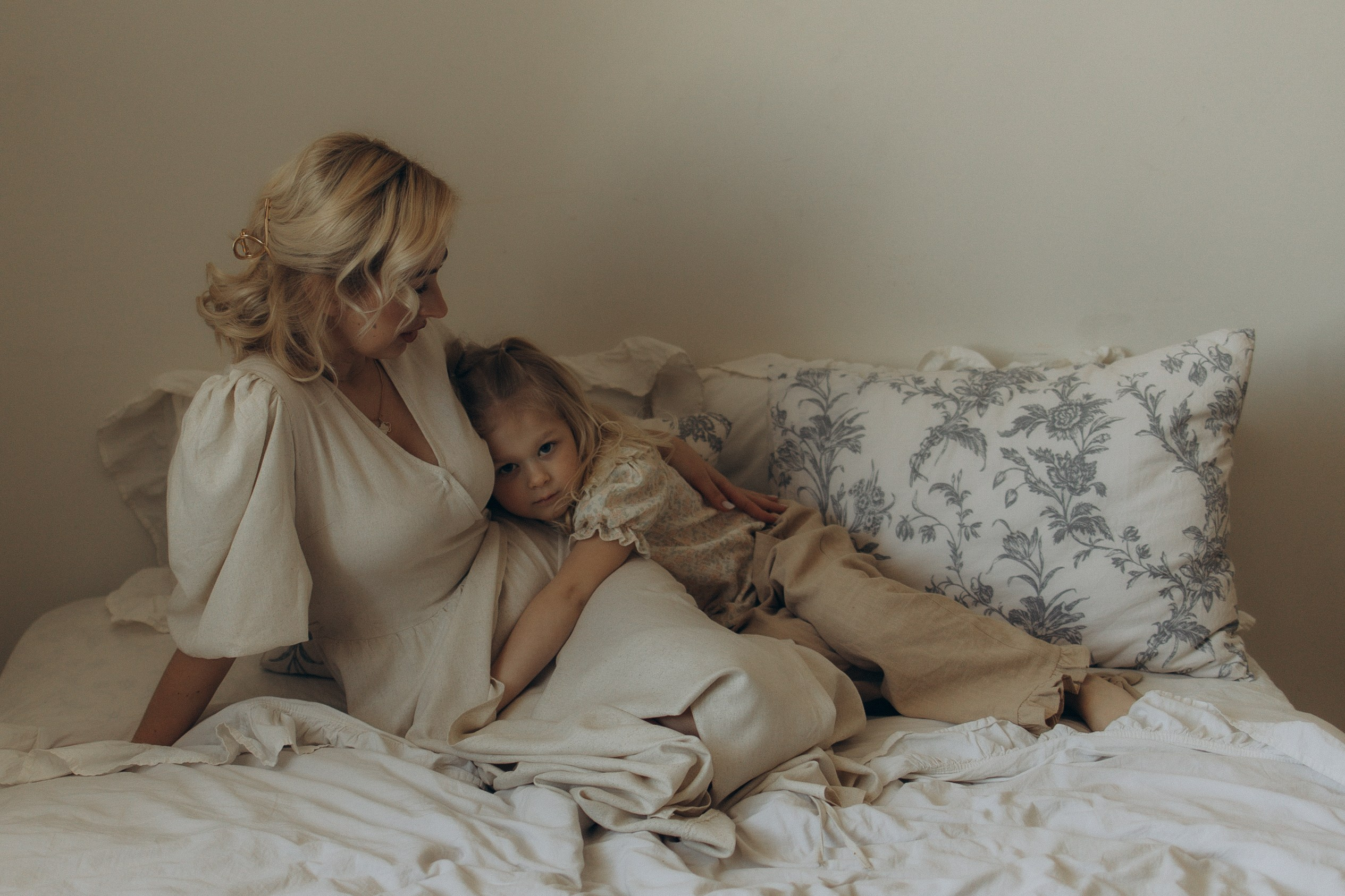 Лера и малышка Мира. Фотокарточки о вас и о большой любви!