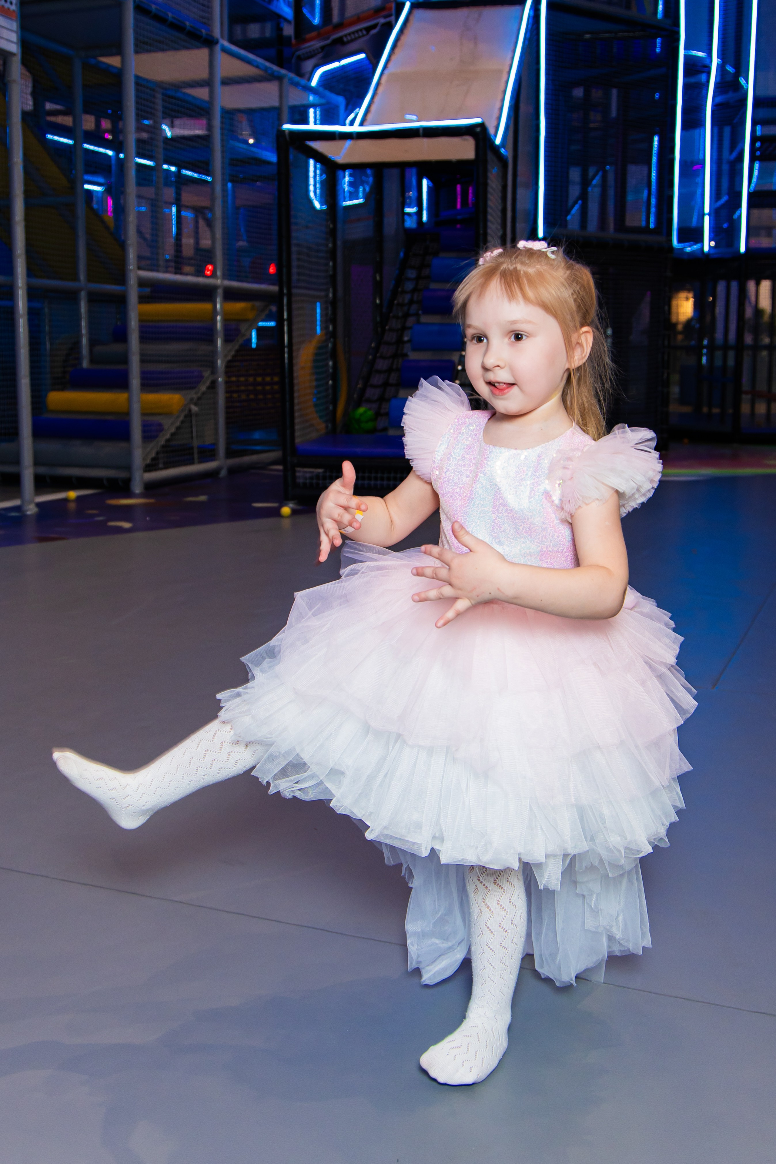 Полина 06/04 Ambiland. Виктория Литвинова репортажный фотограф Москва