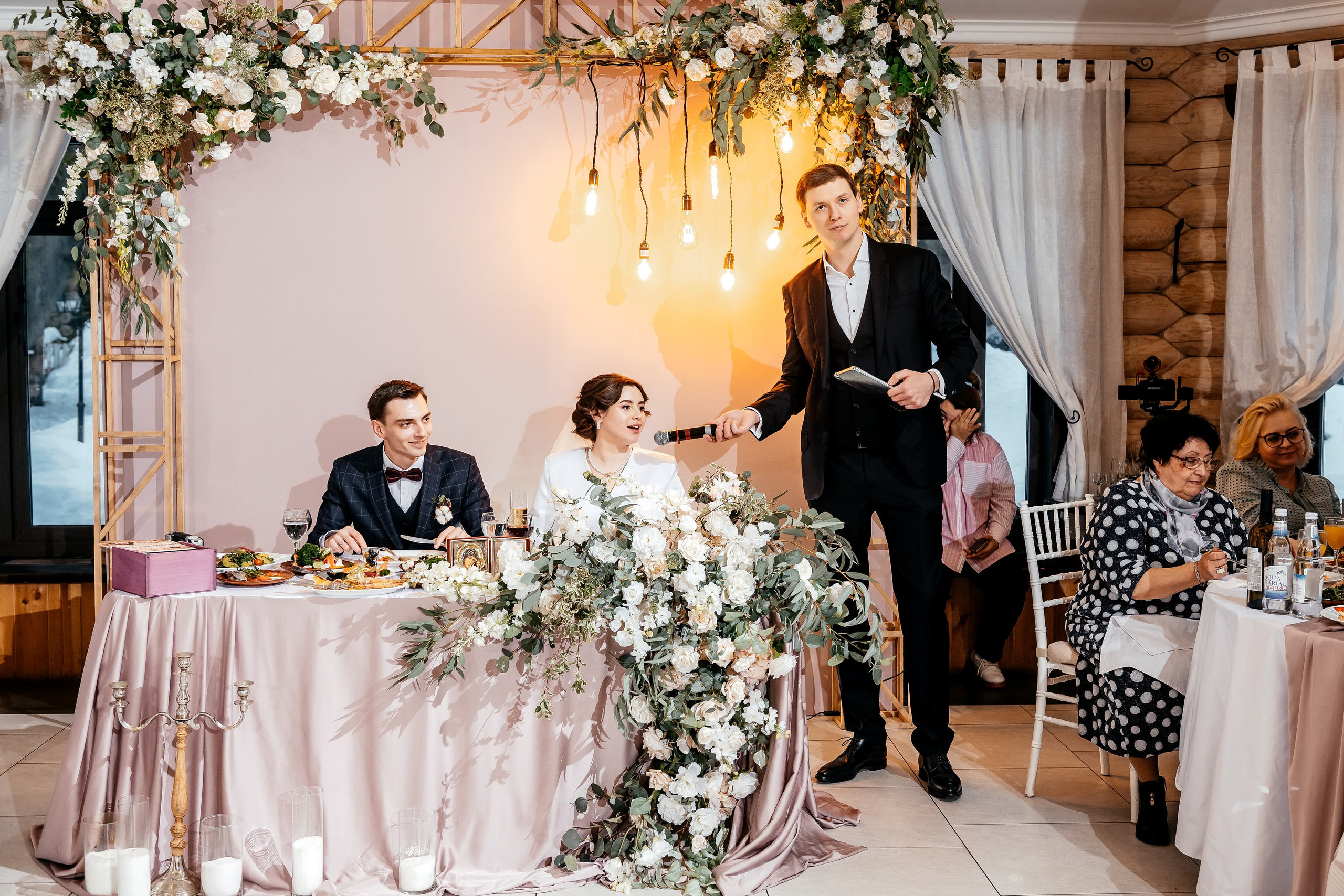 Зимняя свадьба в Загородном клубе «Барин». Свадебный и семейный фотограф Виктория Носачёва. Щелково, Москва и МО