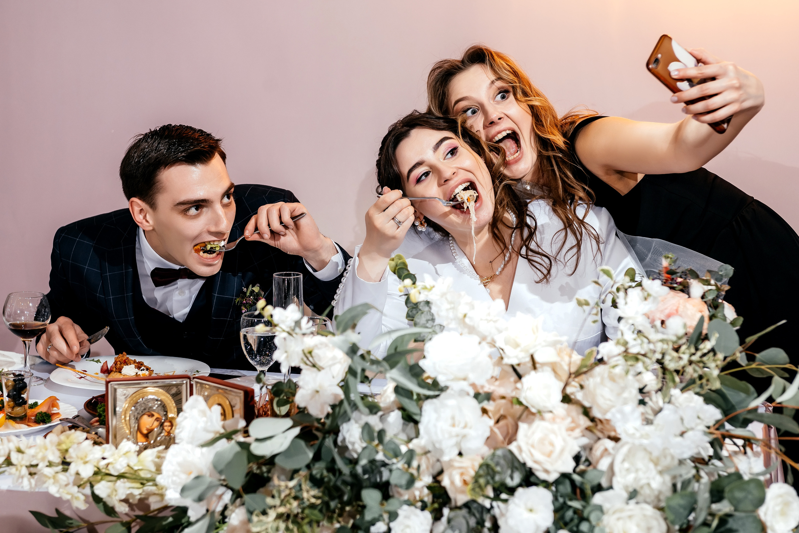 Зимняя свадьба в Загородном клубе «Барин». Свадебный и семейный фотограф Виктория Носачёва. Щелково, Москва и МО