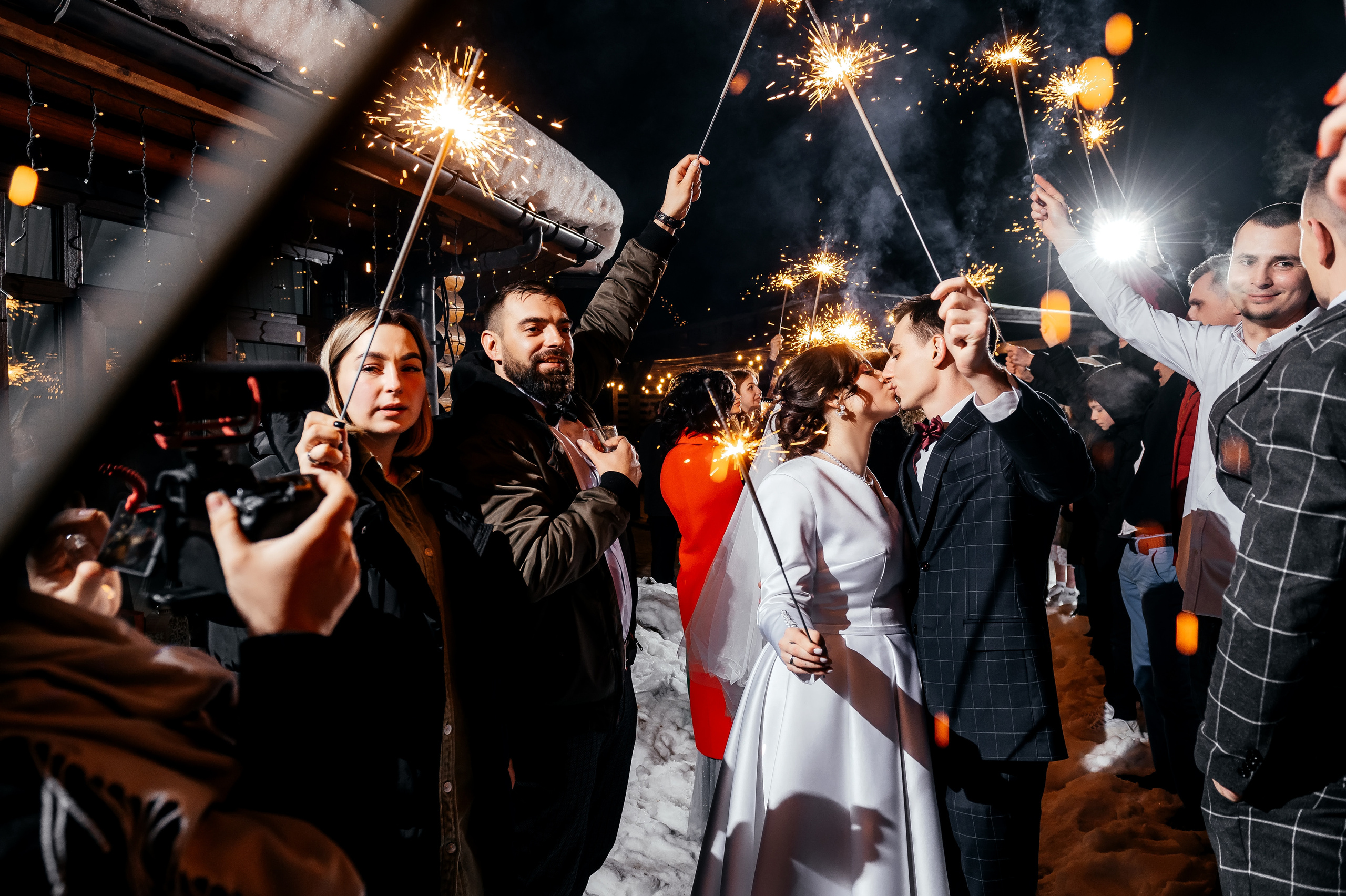 Зимняя свадьба в Загородном клубе «Барин». Свадебный и семейный фотограф Виктория Носачёва. Щелково, Москва и МО