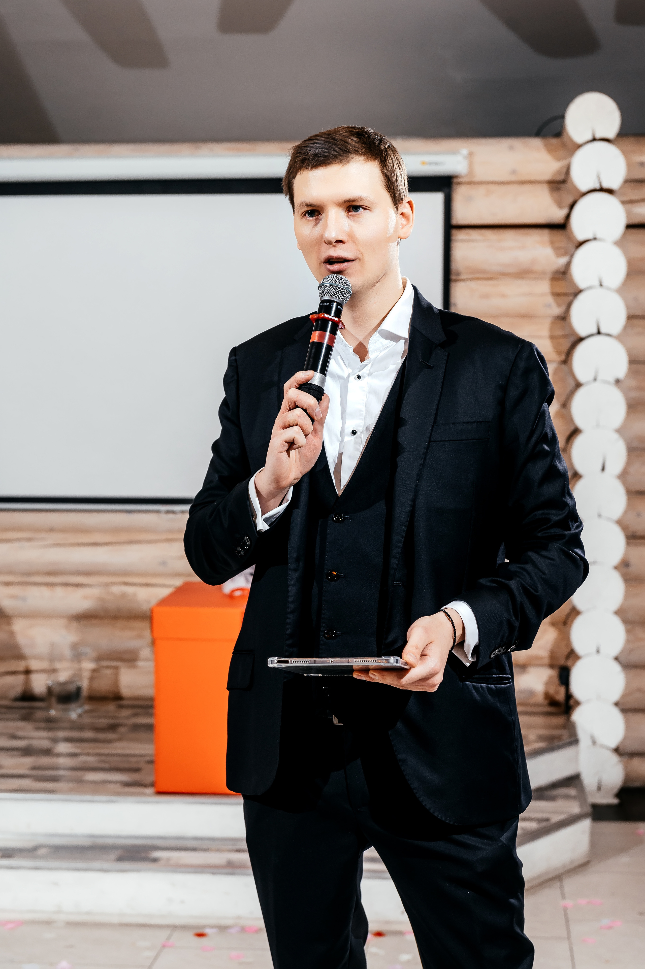 Зимняя свадьба в Загородном клубе «Барин». Свадебный и семейный фотограф Виктория Носачёва. Щелково, Москва и МО