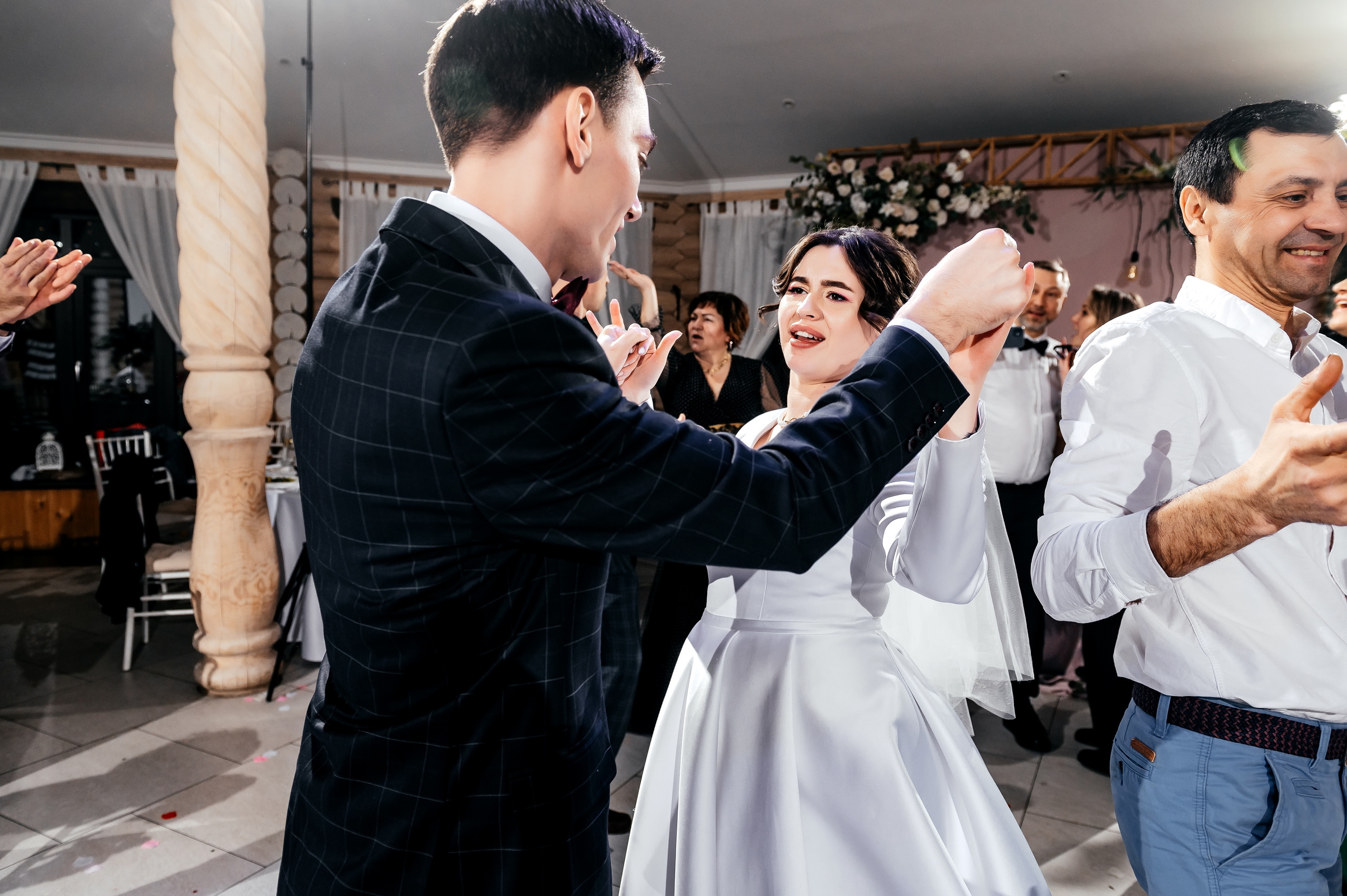 Зимняя свадьба в Загородном клубе «Барин». Свадебный и семейный фотограф Виктория Носачёва. Щелково, Москва и МО