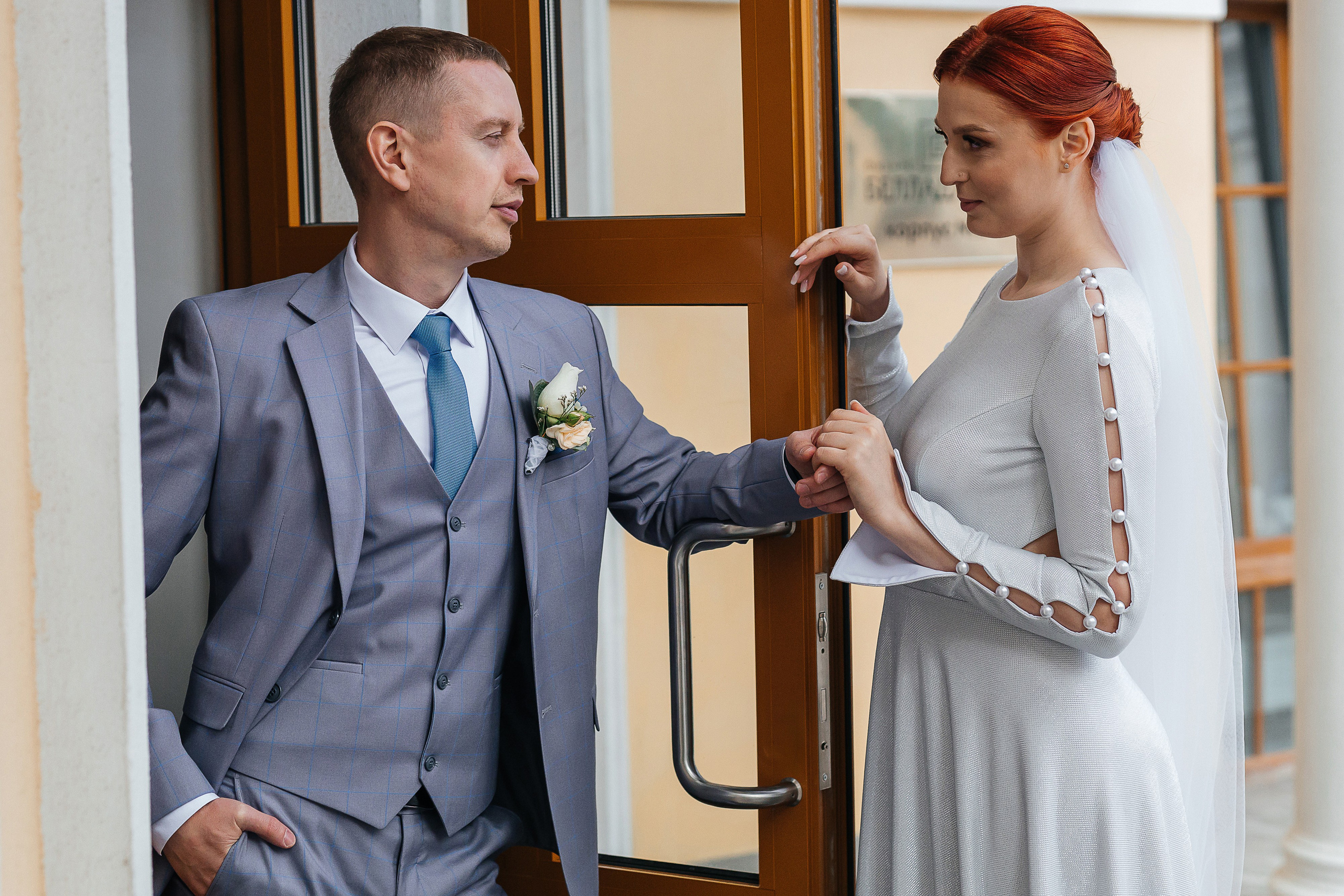 Фотосъемка невесты в эксклюзивном свадебном платье. Олег Сверчков | Свадебный фотограф Вологда