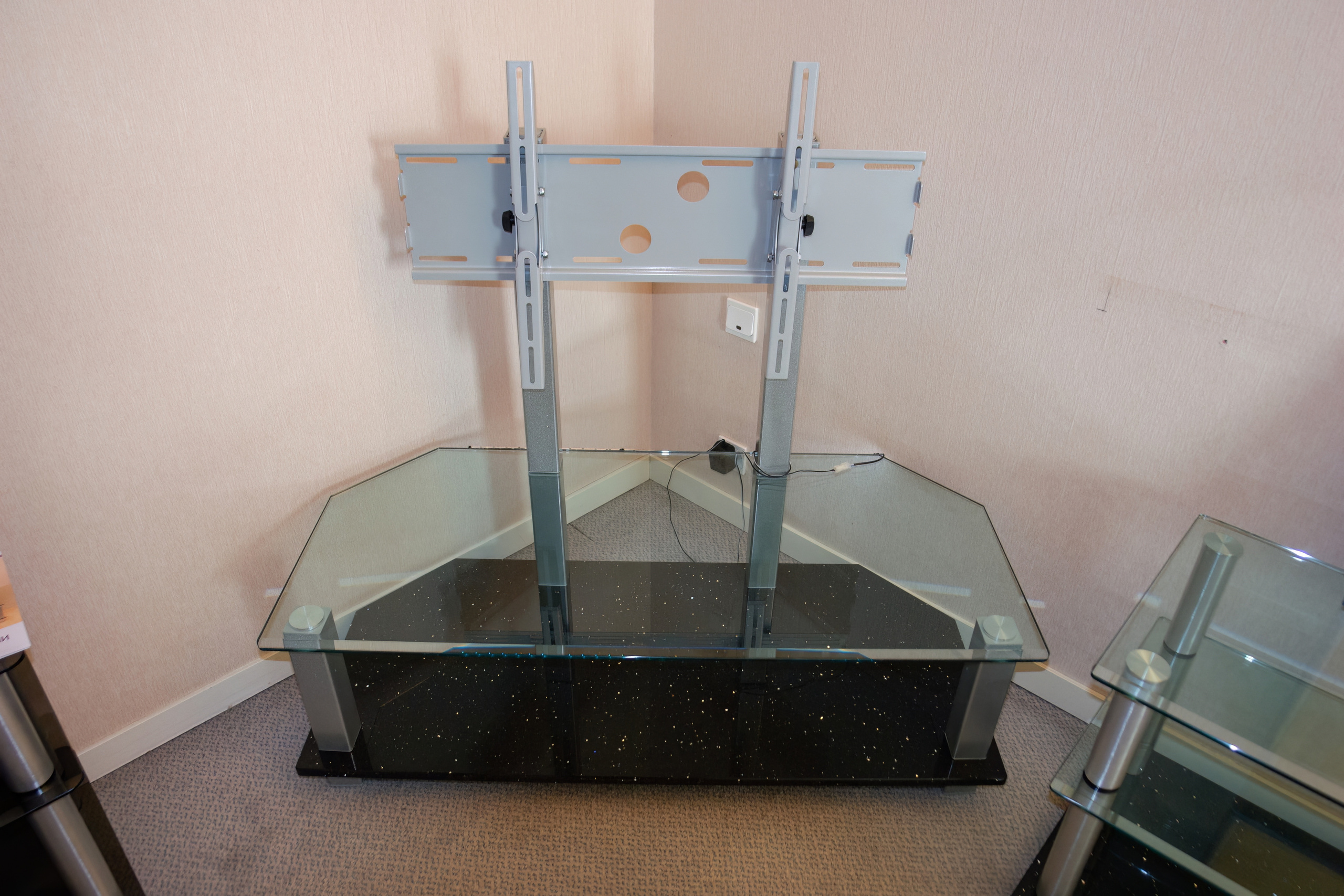 Уникальная выставка Hi-Fi HDI Show в 2006 в Ирис Конгресс Отеле. Фотограф — видеограф в Москве Дмитрий Менделеев