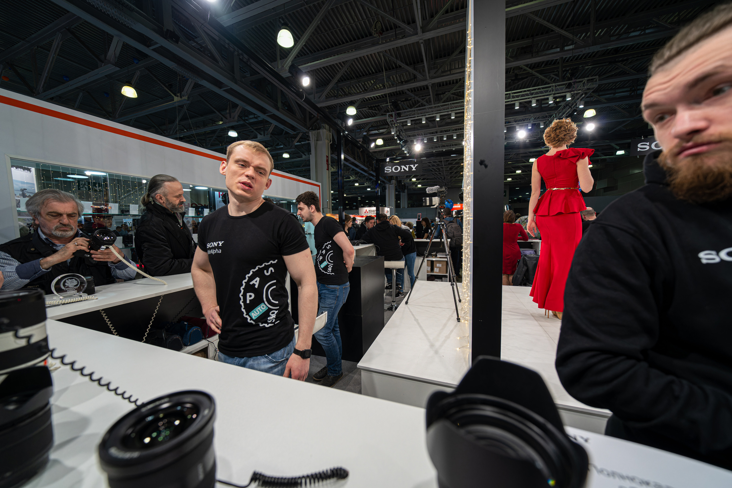 С фотофорума 2019. Фотограф — видеограф в Москве Дмитрий Менделеев