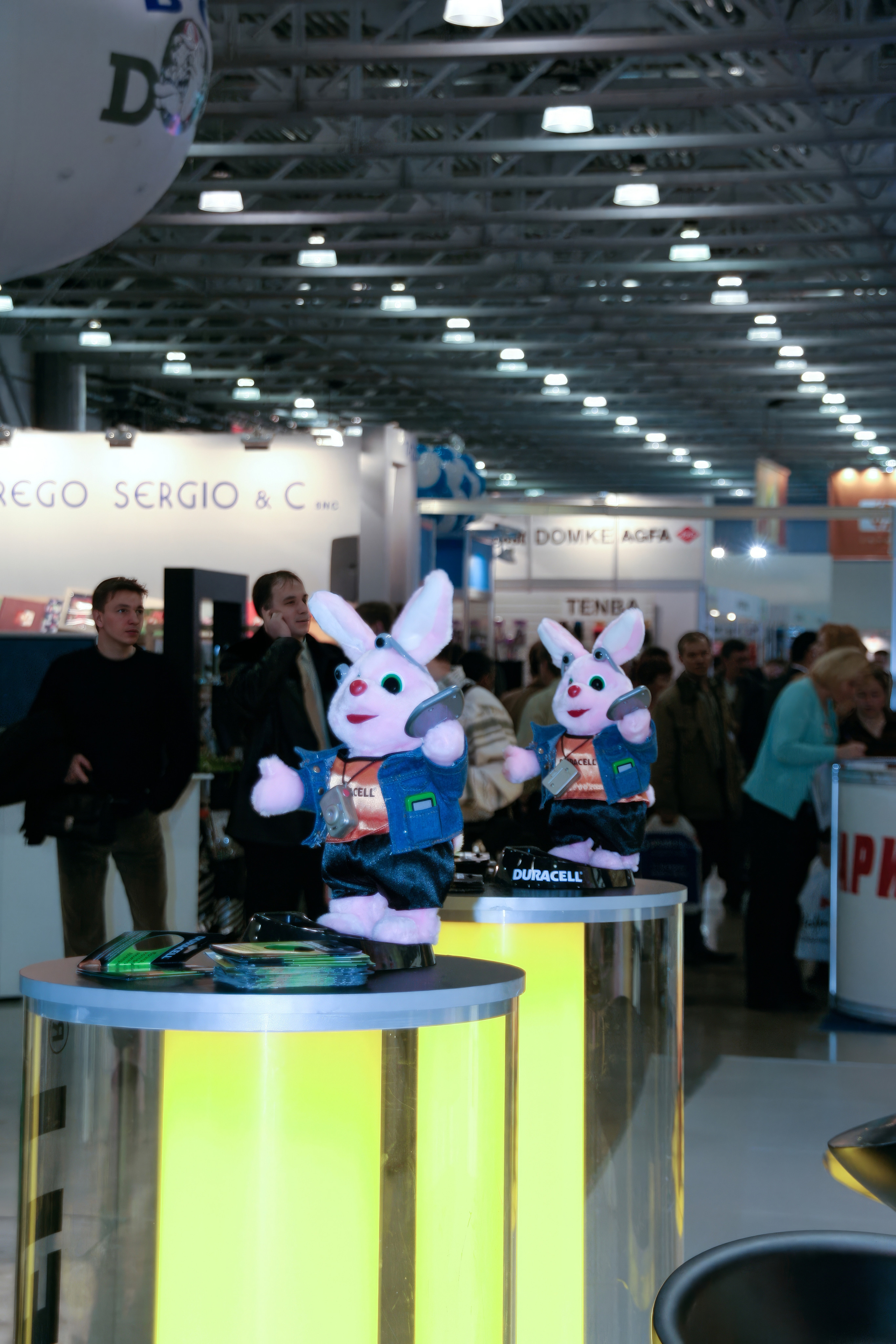 6 международная выставка в Крокус Экспо Фотофорум 2006 — День 1: Часть. Фотограф — видеограф в Москве Дмитрий Менделеев