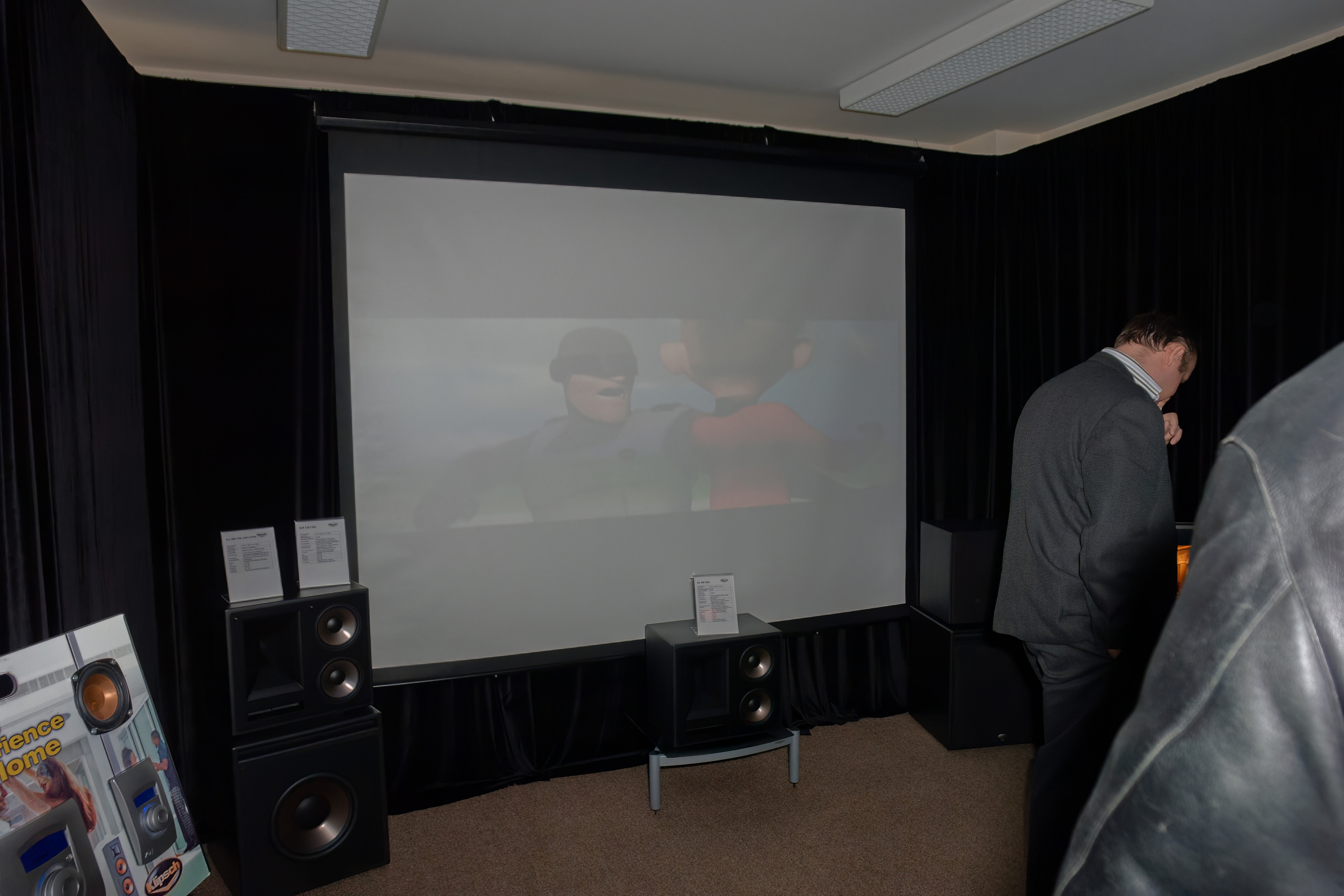 Уникальная выставка Hi-Fi HDI Show в 2006 в Ирис Конгресс Отеле. Фотограф — видеограф в Москве Дмитрий Менделеев