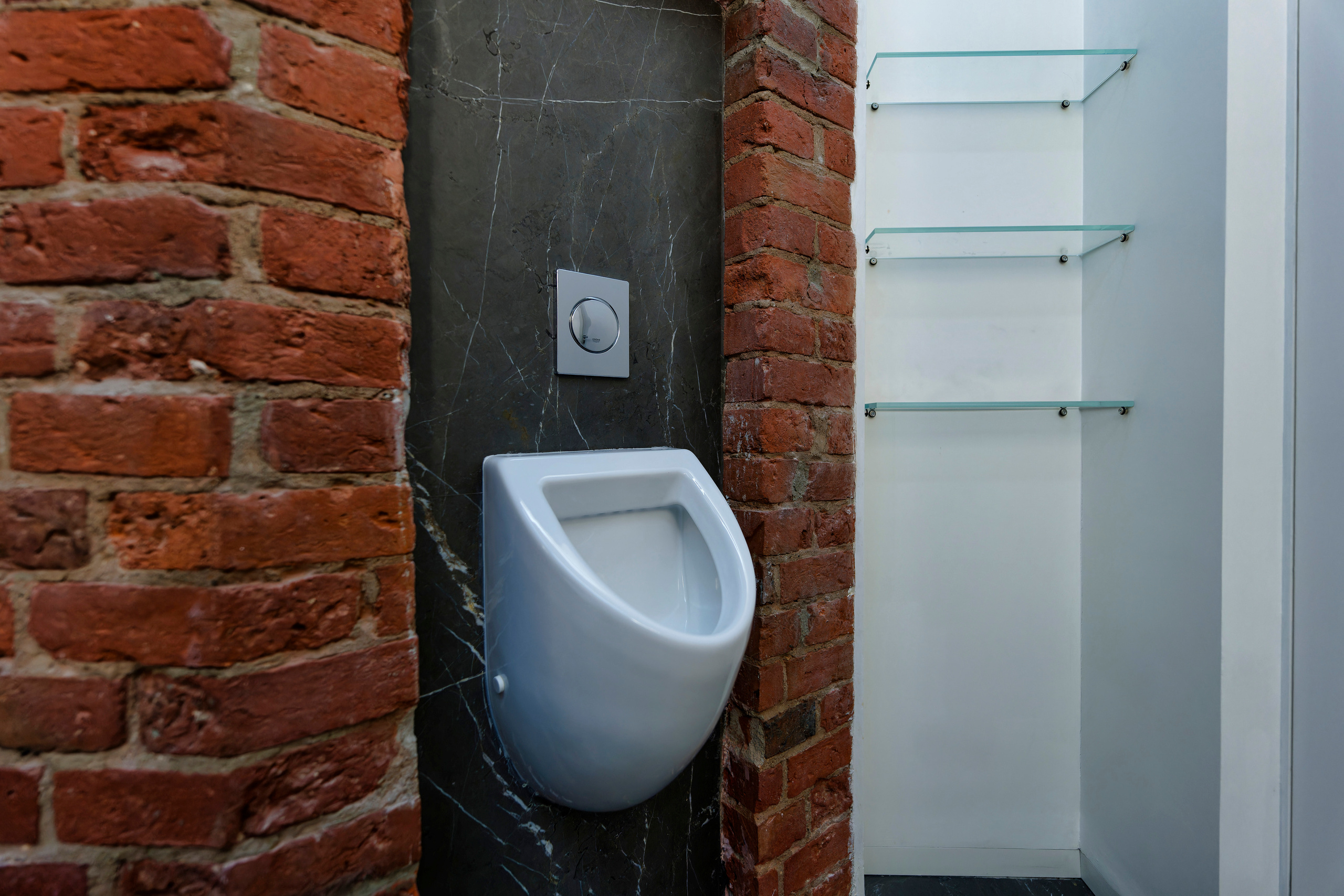 Квартира Пожарский Переулок, Д. 8. Фотограф — видеограф в Москве Дмитрий Менделеев