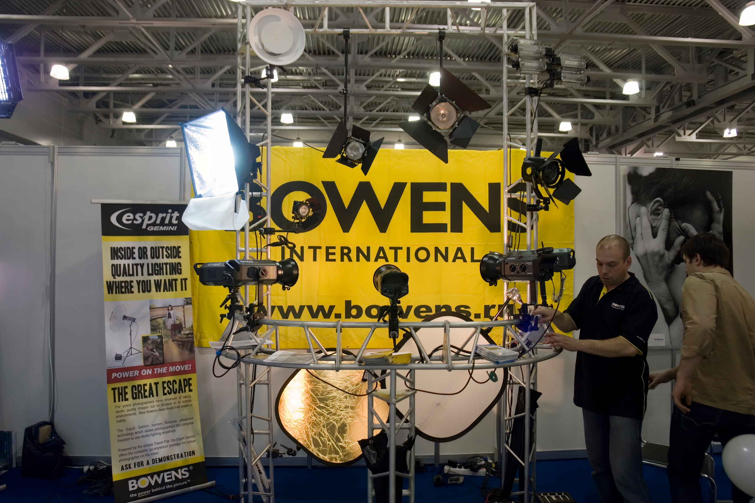 6 международная выставка Фотофорум 2006 — День 2: Часть 3. Фотограф — видеограф в Москве Дмитрий Менделеев