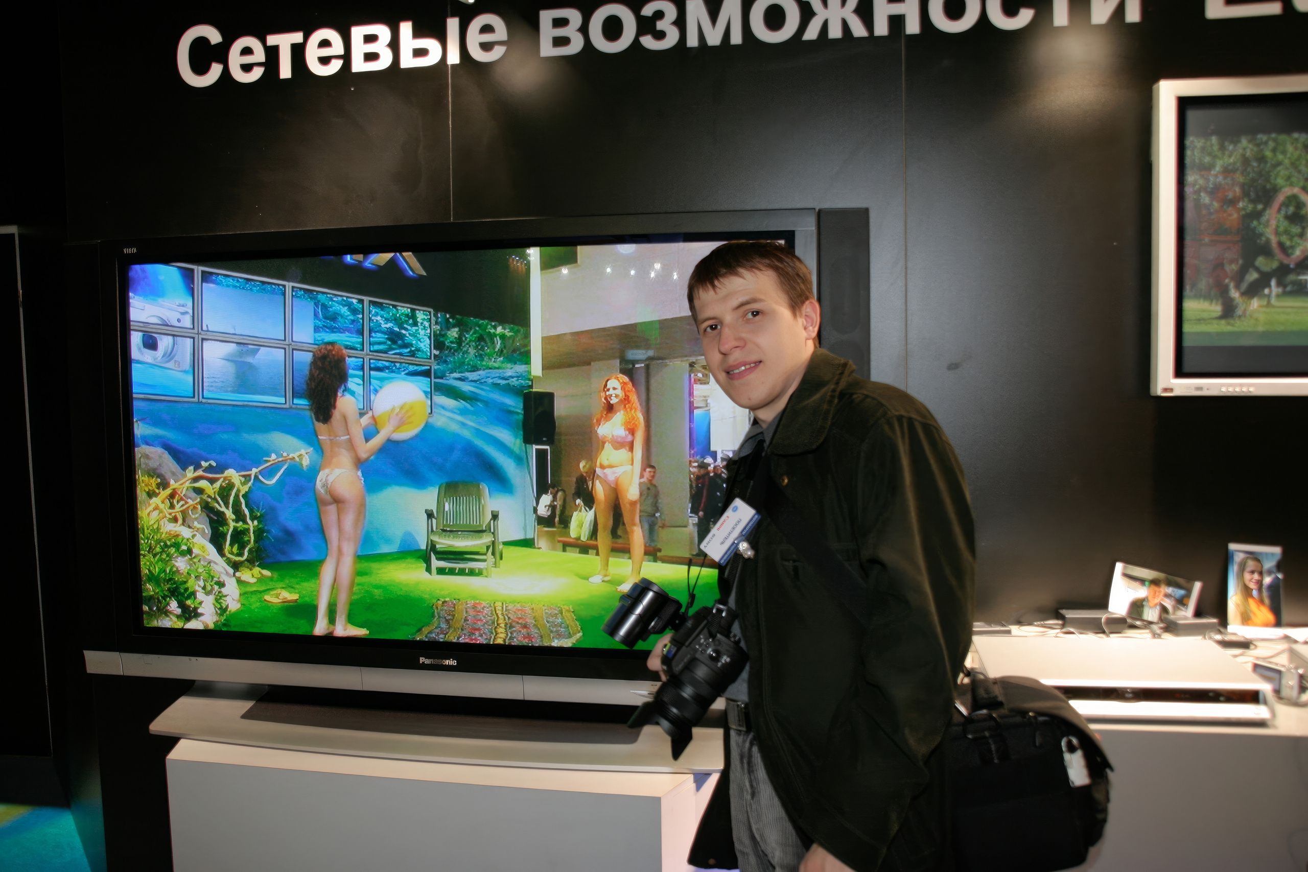 6 международная выставка в Крокус Экспо Фотофорум 2006 — День 1: Часть. Фотограф — видеограф в Москве Дмитрий Менделеев