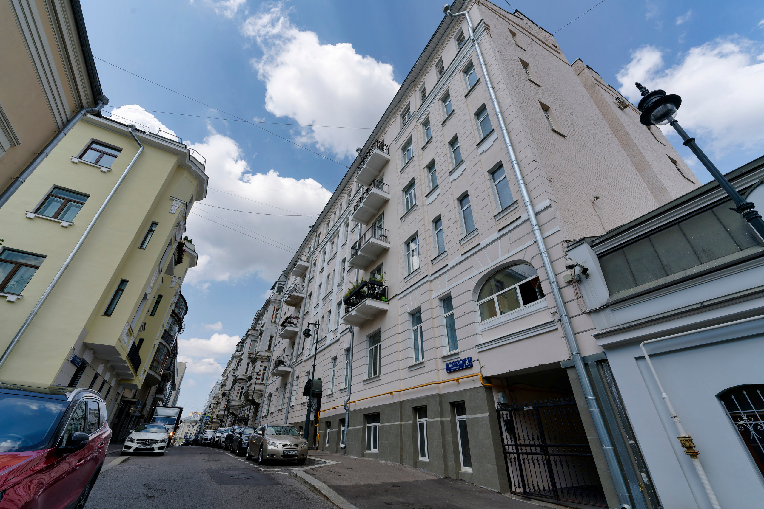 Квартира Пожарский Переулок, Д. 8. Фотограф — видеограф в Москве Дмитрий Менделеев