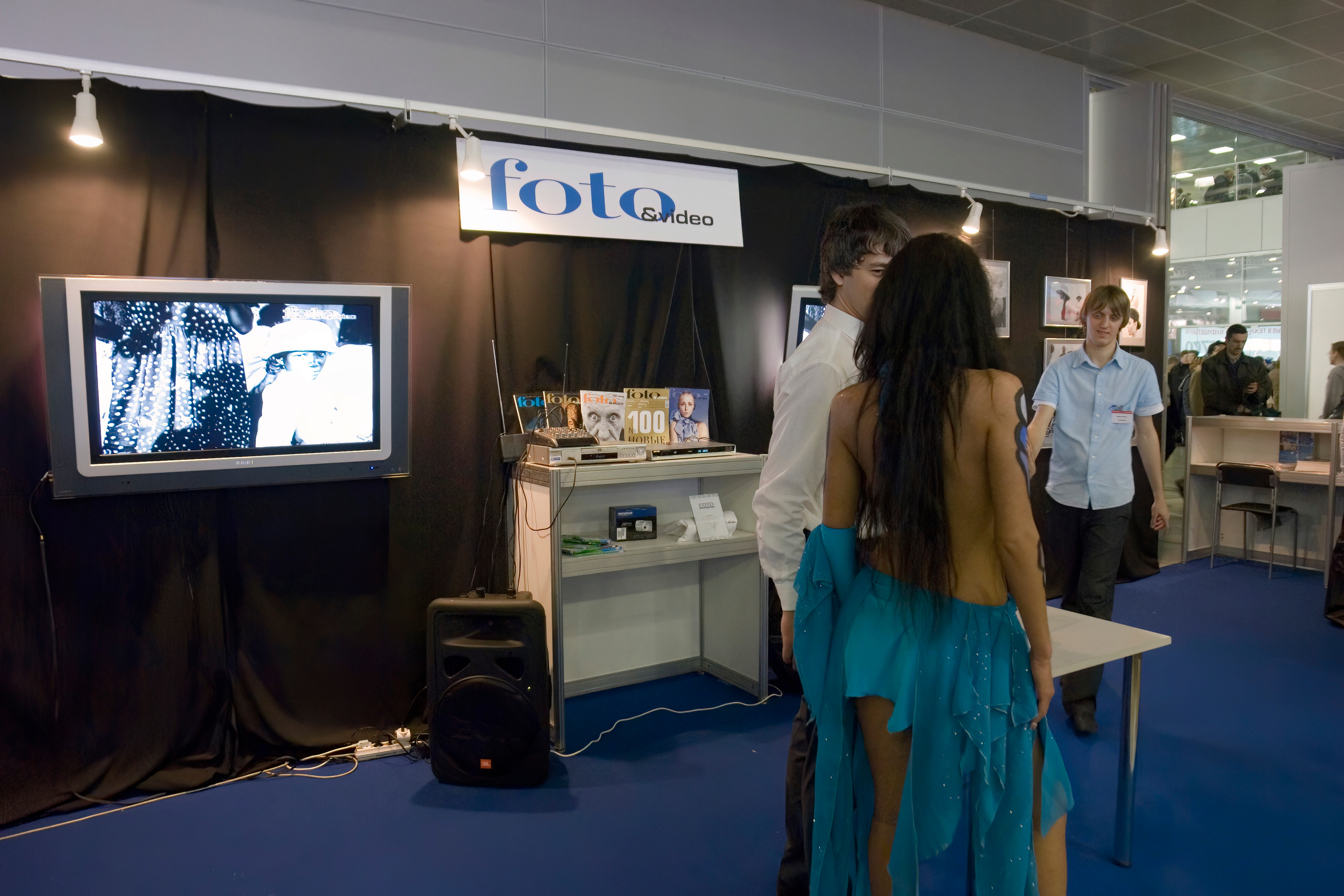 6 международная выставка Фотофорум 2006 — День 2: Часть 3. Фотограф — видеограф в Москве Дмитрий Менделеев