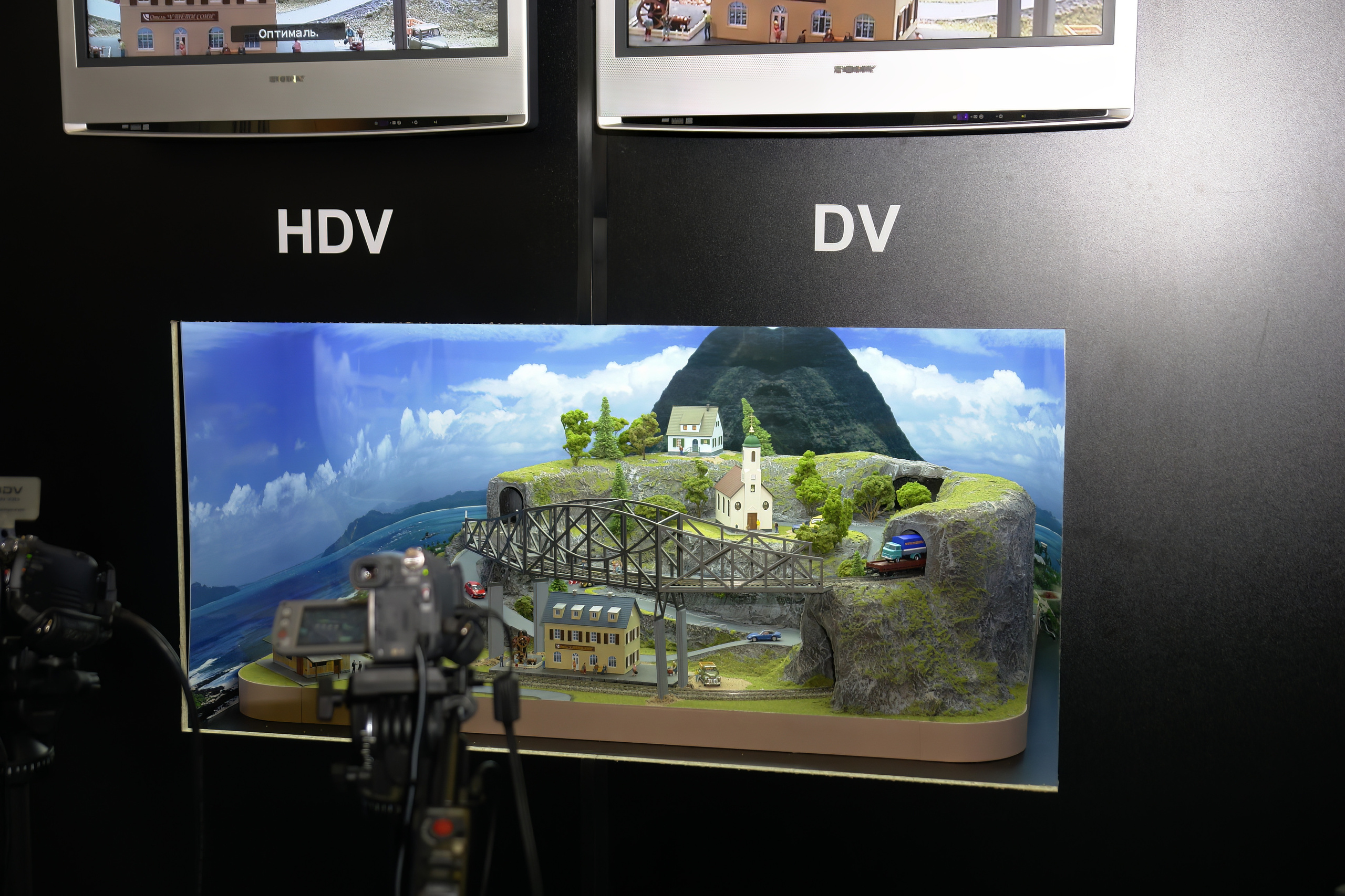 6 международная выставка Фотофорум 2006 — День 1: Часть 1. Фотограф — видеограф в Москве Дмитрий Менделеев