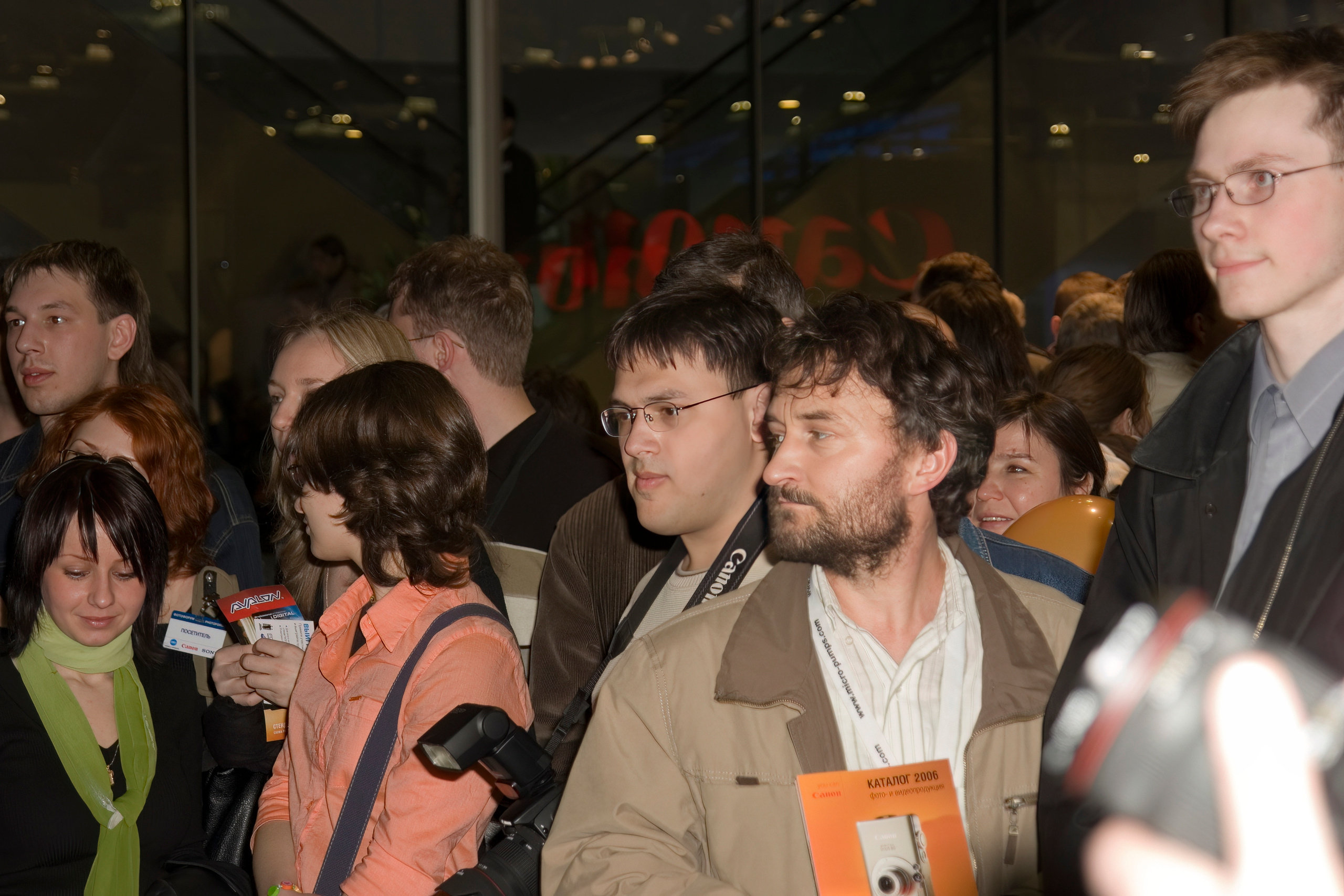 6 международная выставка Фотофорум 2006 — День 2: Часть 3. Фотограф — видеограф в Москве Дмитрий Менделеев