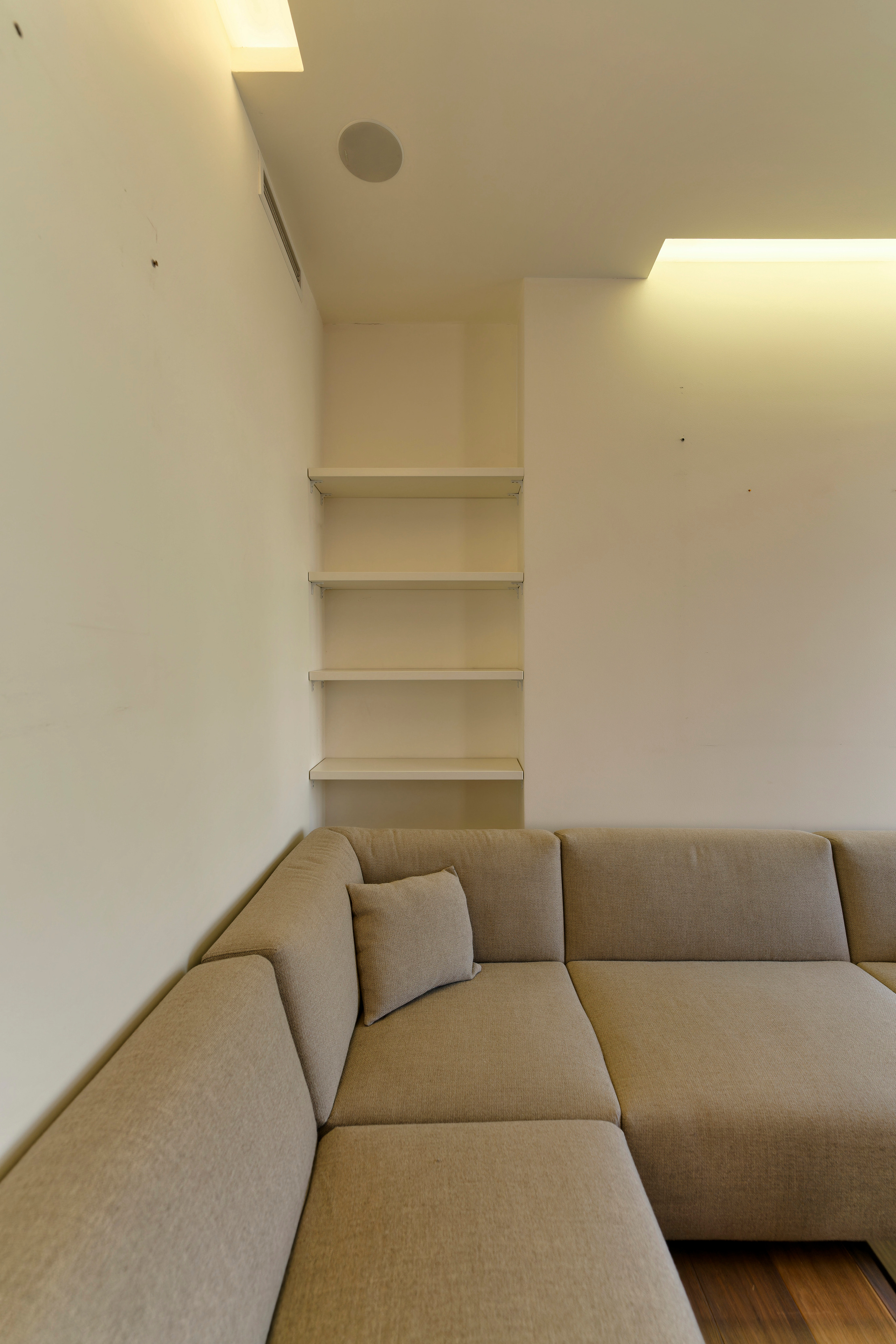 Квартира Пожарский Переулок, Д. 8. Фотограф — видеограф в Москве Дмитрий Менделеев