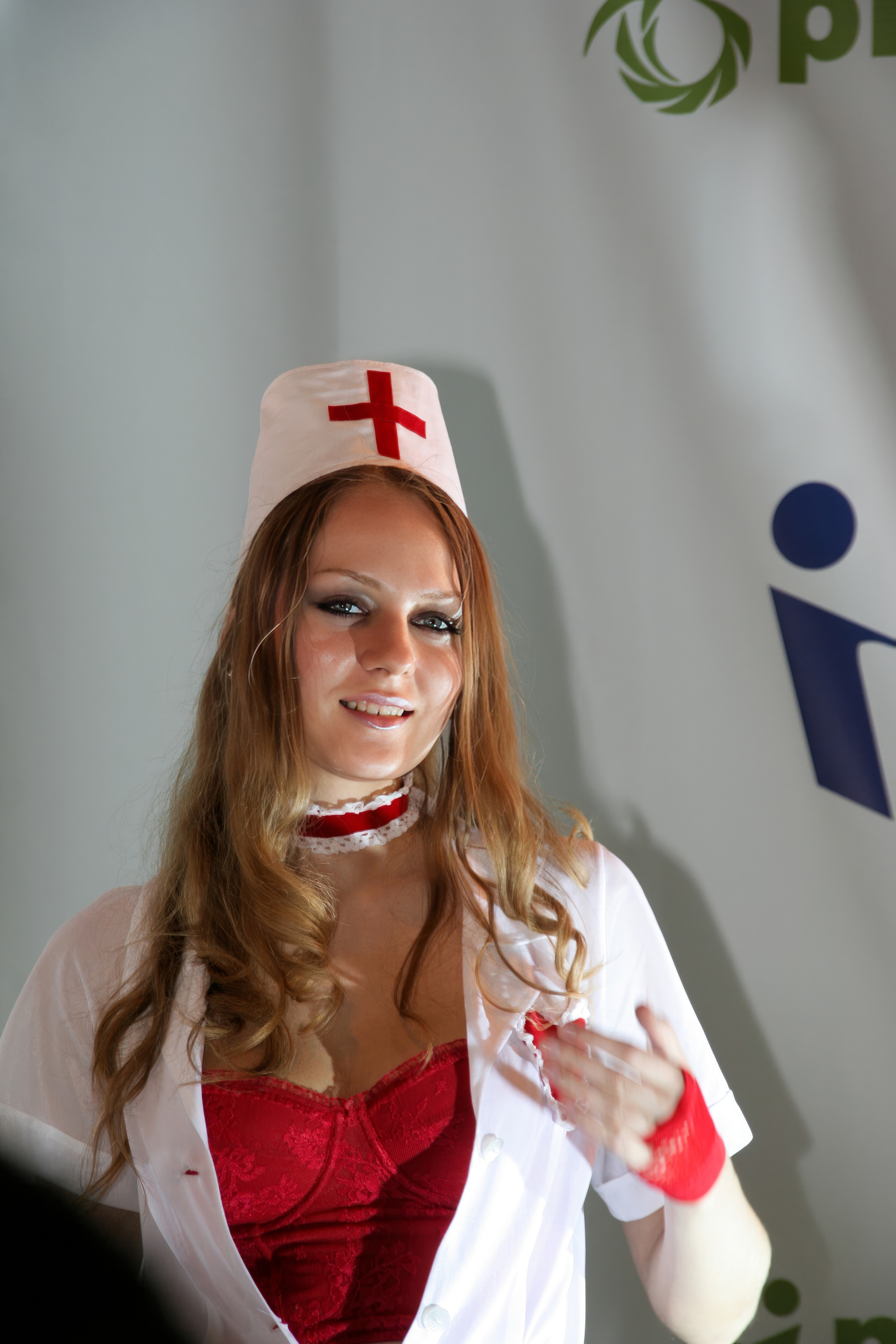 6 международная выставка в Крокус Экспо Фотофорум 2006 — День 1: Часть. Фотограф — видеограф в Москве Дмитрий Менделеев