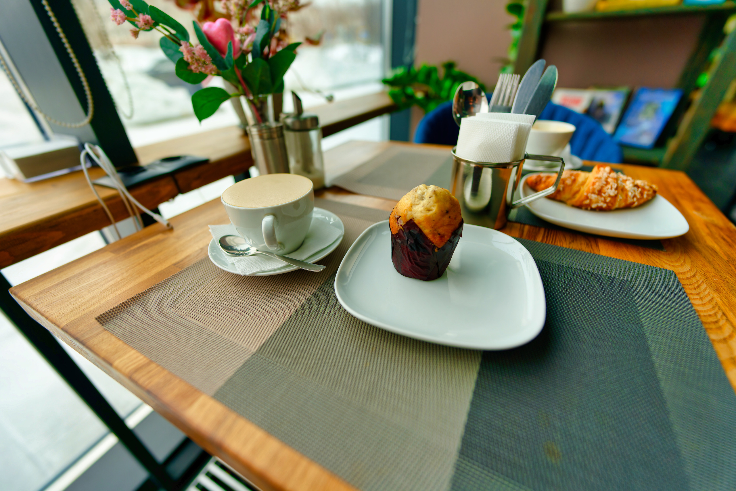 Перерыв на кофе. Фотограф — видеограф в Москве Дмитрий Менделеев