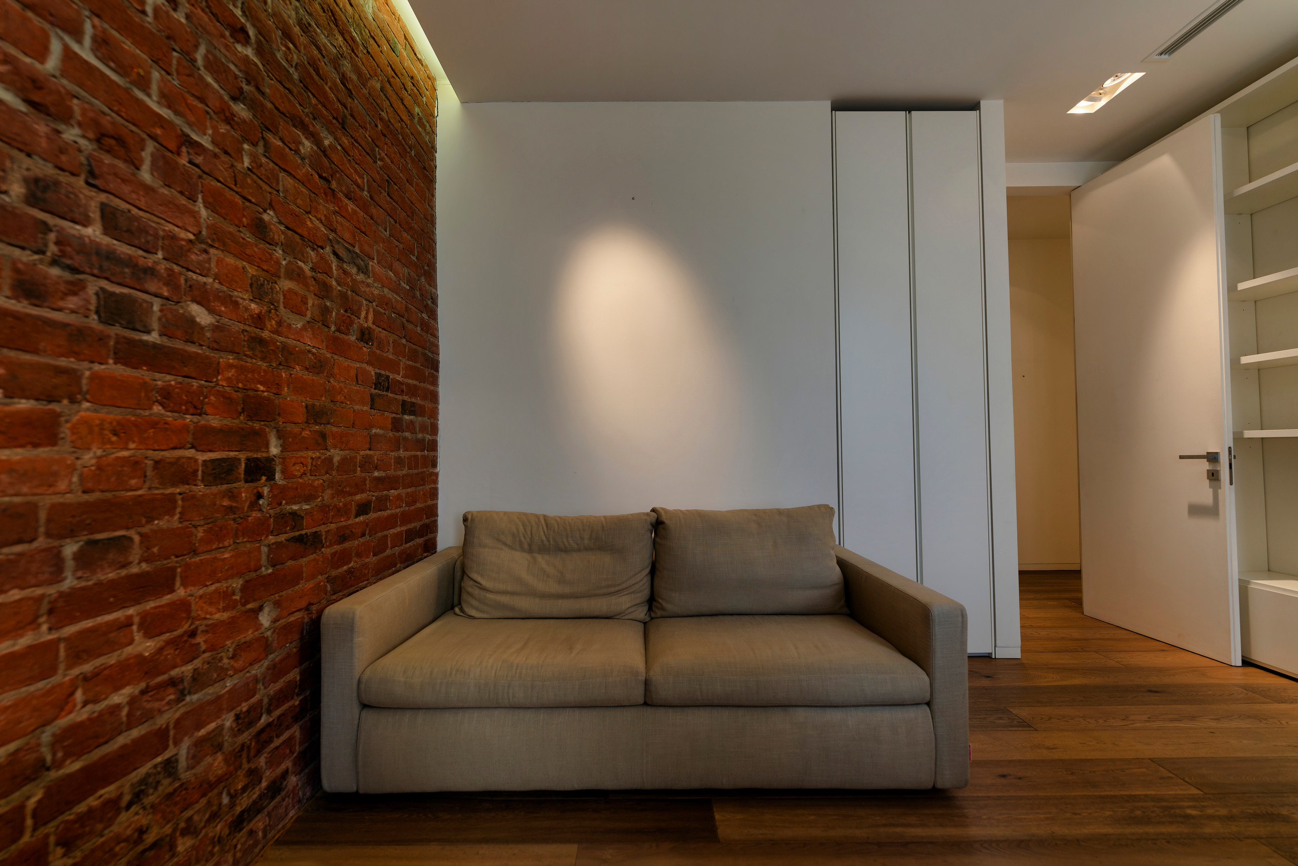 Квартира Пожарский Переулок, Д. 8. Фотограф — видеограф в Москве Дмитрий Менделеев